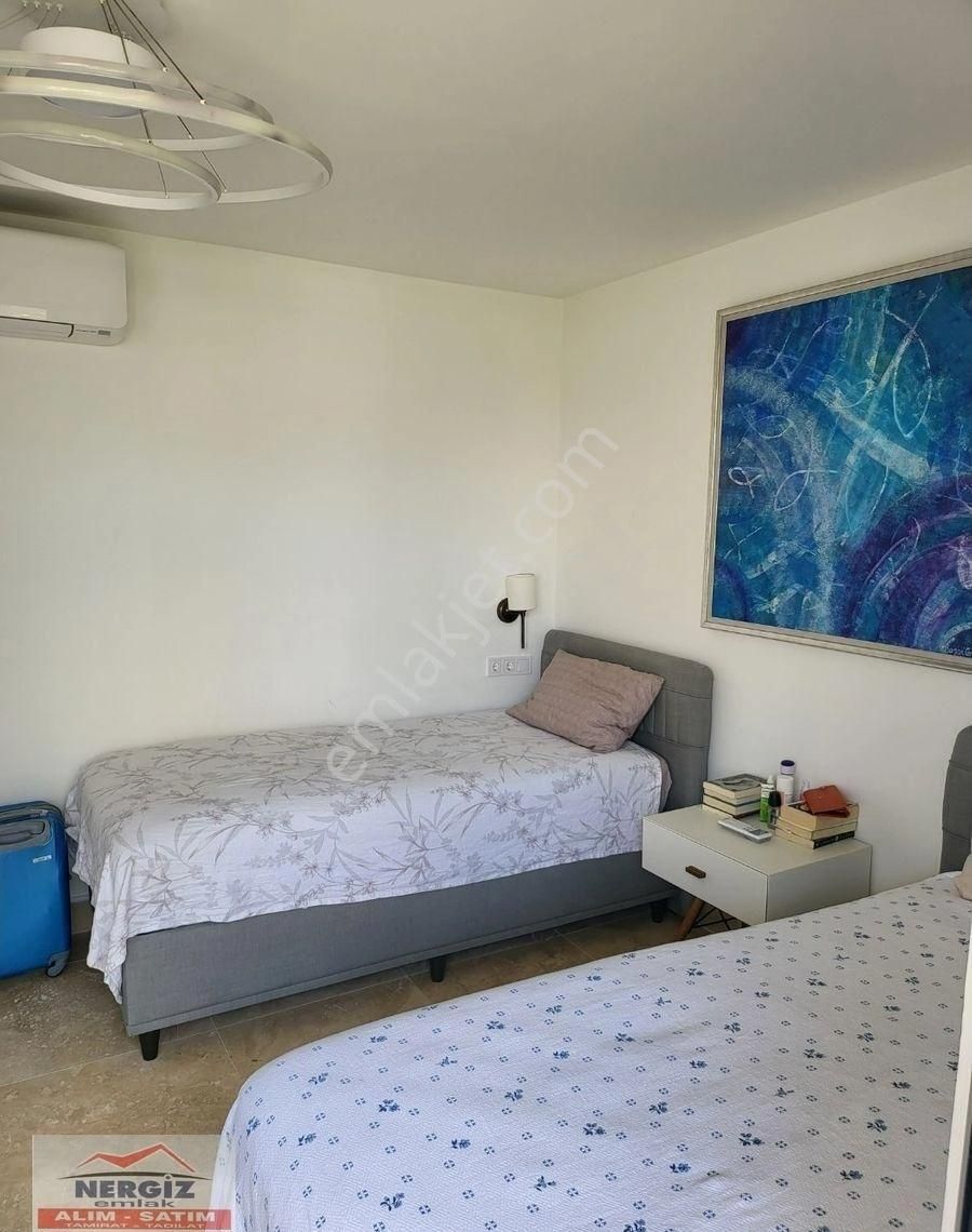 The House Sitesinde Müstakil Deniz Manzaralı Sıfır Yapılı Villa - Görsel 24