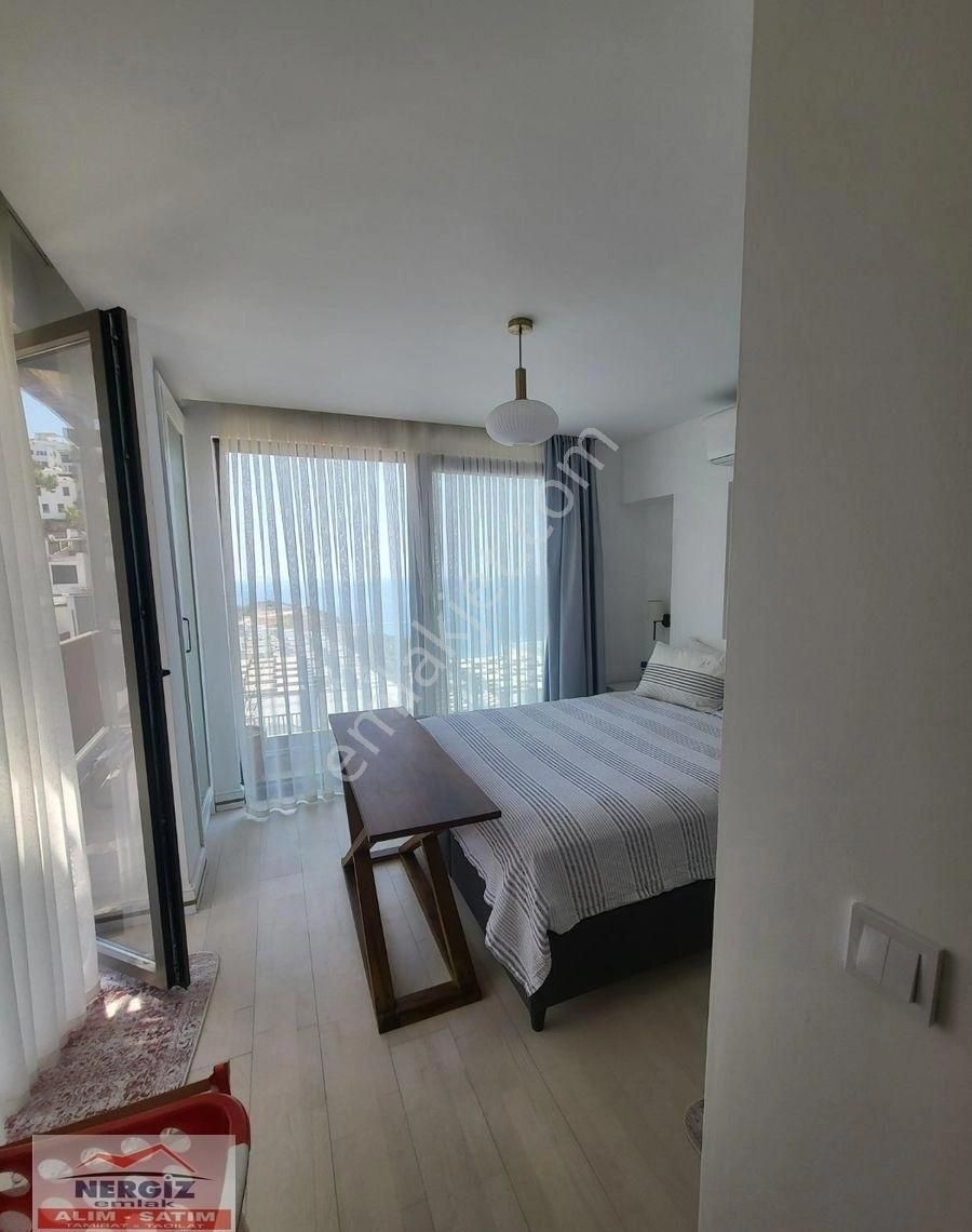 The House Sitesinde Müstakil Deniz Manzaralı Sıfır Yapılı Villa - Görsel 23