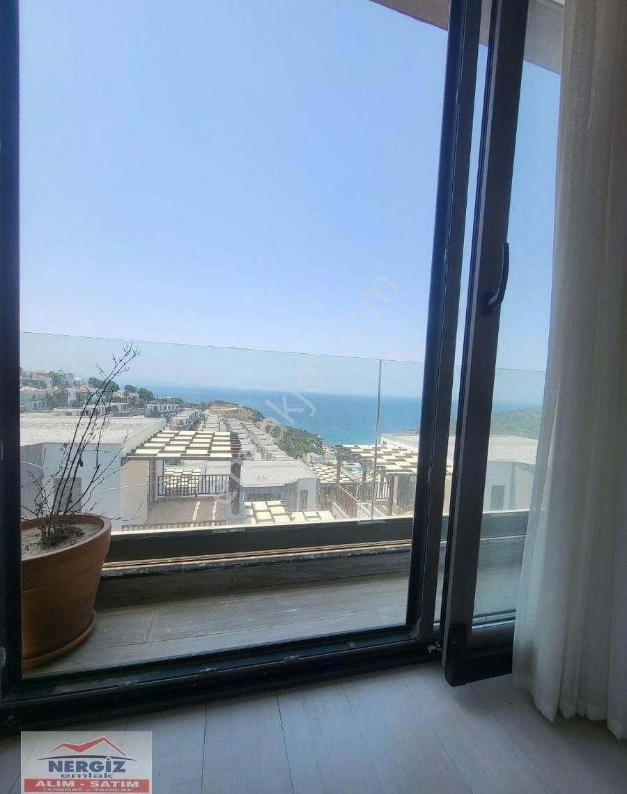 The House Sitesinde Müstakil Deniz Manzaralı Sıfır Yapılı Villa - Görsel 13