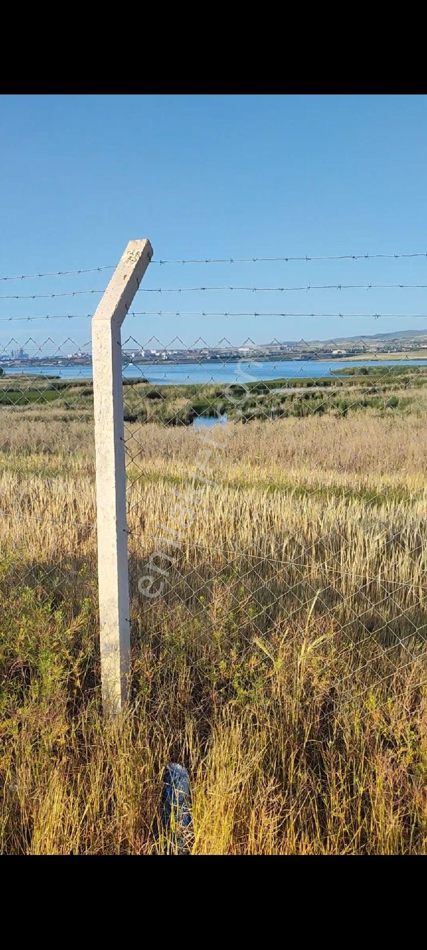 Gölbaşı Hacılarda Mükemmel Manzaralı 440 M2 Etrafı Telle Çevrili Satılık Arsa