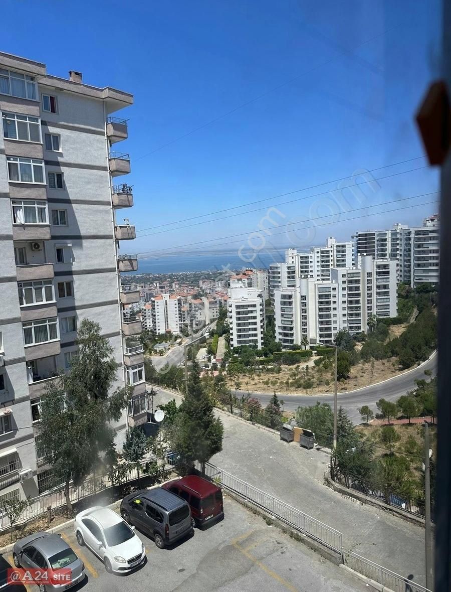 Narlıdere Narkentte Satılık Daire Full Yapılı 2,5+1 Deniz Mnzrlı
