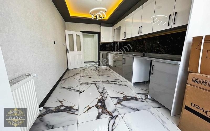 Esertepe Çambaşı Cadde Önü Lüx Yapılı Ön Cephe Asansörlü 3+1