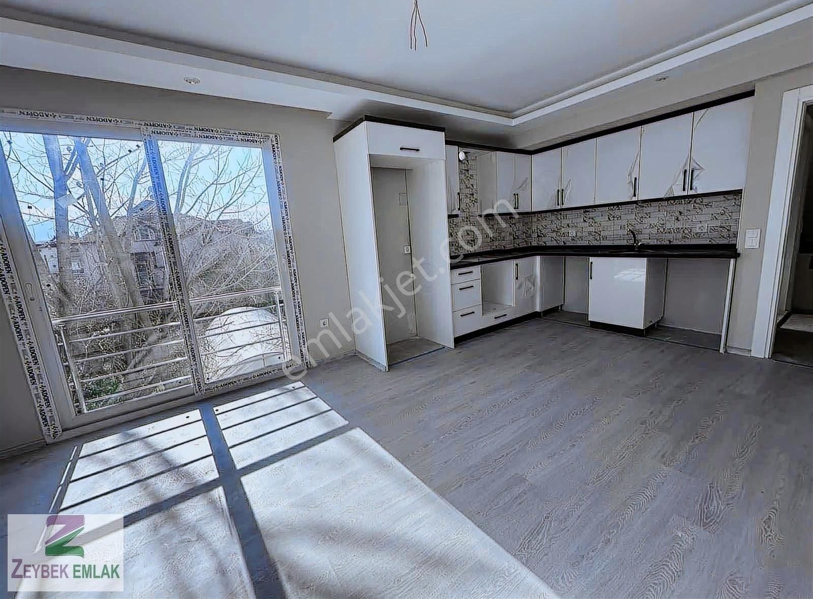 Seydikemer De 4+1 Satılık Daire