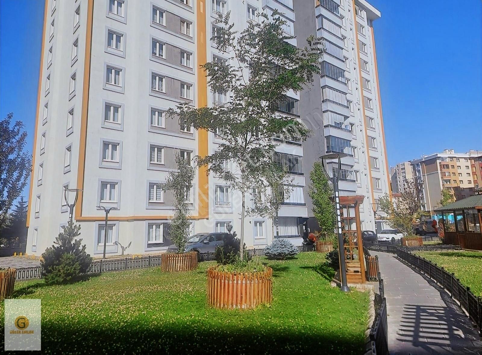 Güler'den Bostancıoğlu Park Rezidans 'ta Satılık 4+1 Daire