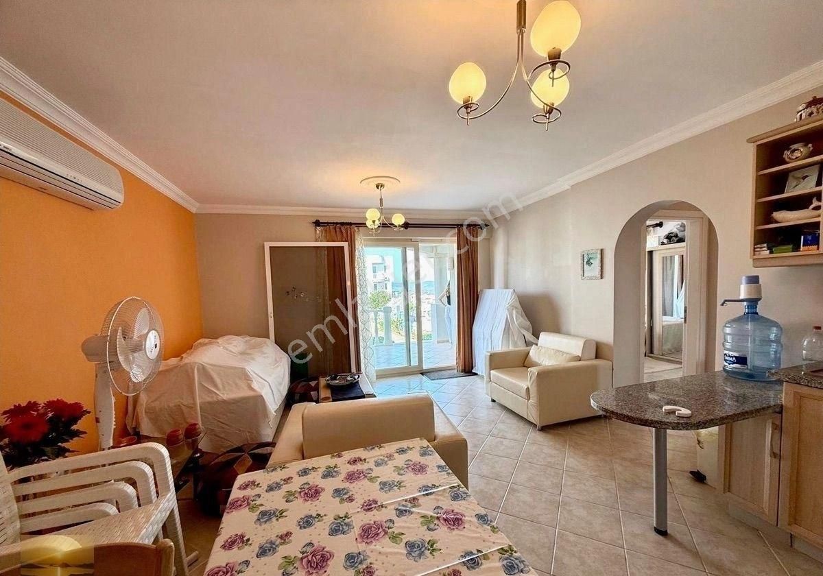 Full Manzaralı Büyük Bahçeli Köşebaşı Ev Özel Plajlı Sitede Acil - Görsel 7