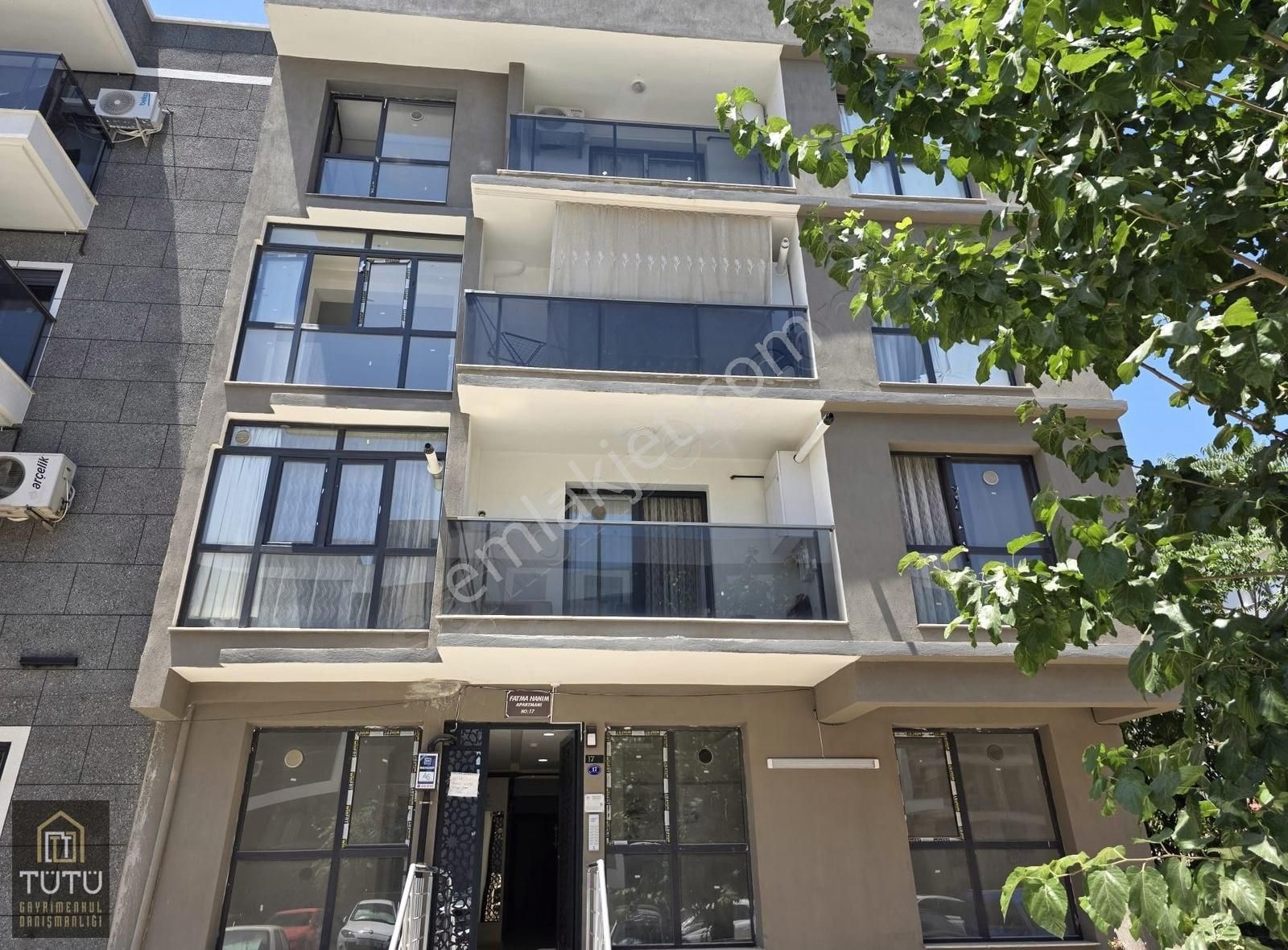 Buca Merkezi Konumda Doğalgazlı 1+1 Sıfır Kiralık Daire