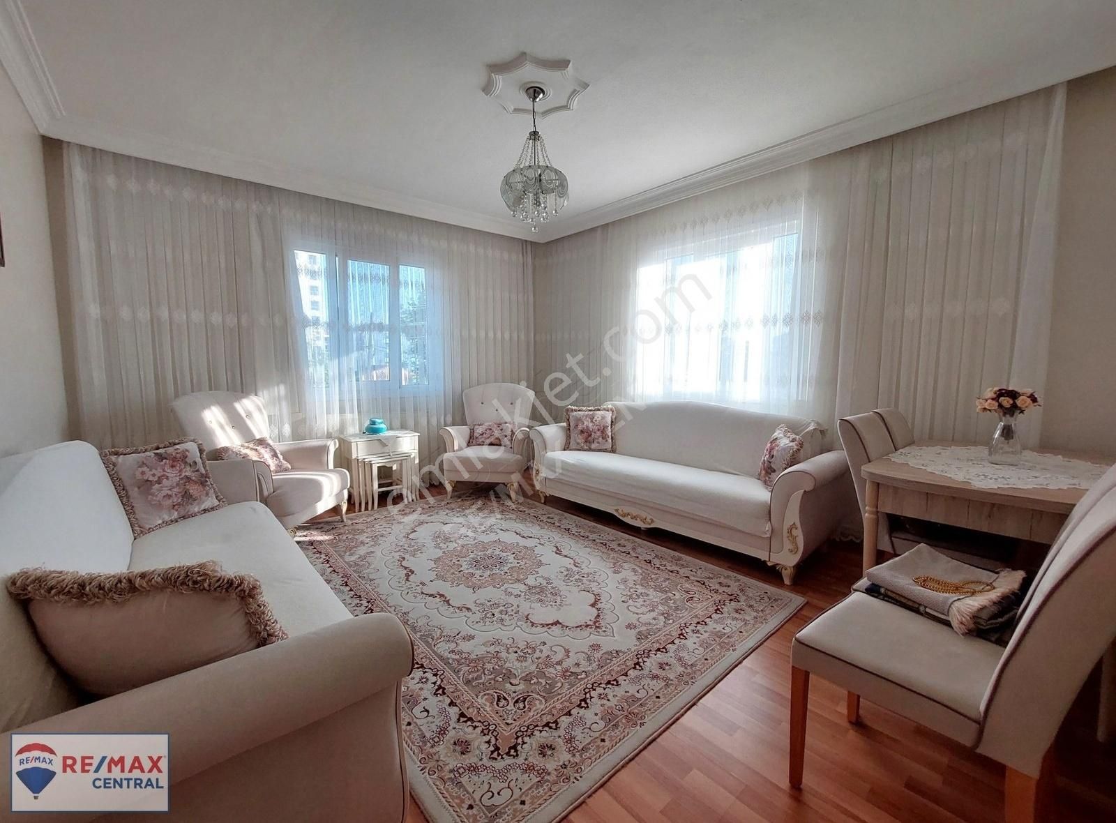 Remax Central'dan Numune Hastanesi Bölgesinde 3+1 Satılık Daire