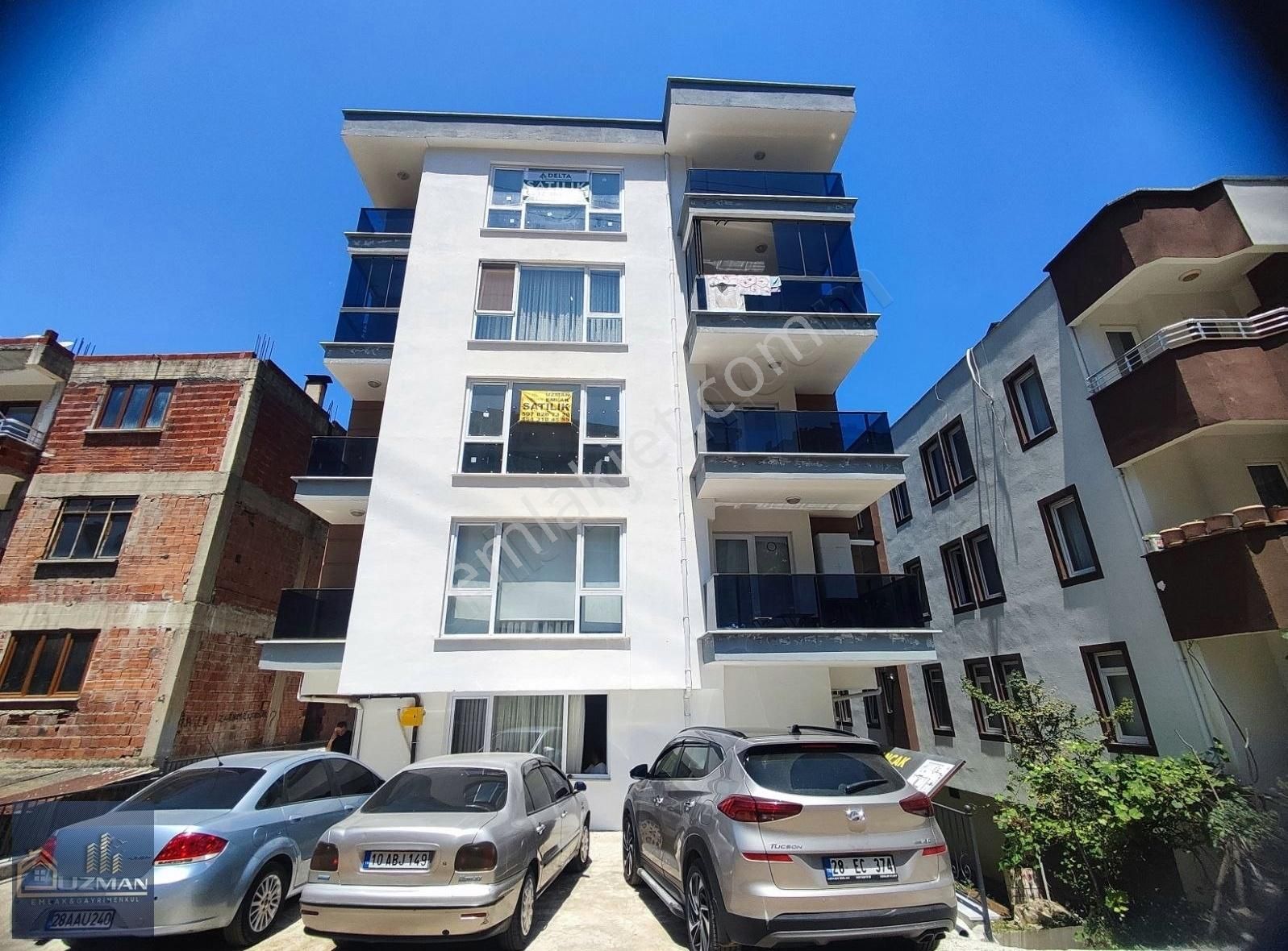 Uzman Emlak'tan 2.katta 3+1 Sıfır Satılık 120m2 Daire