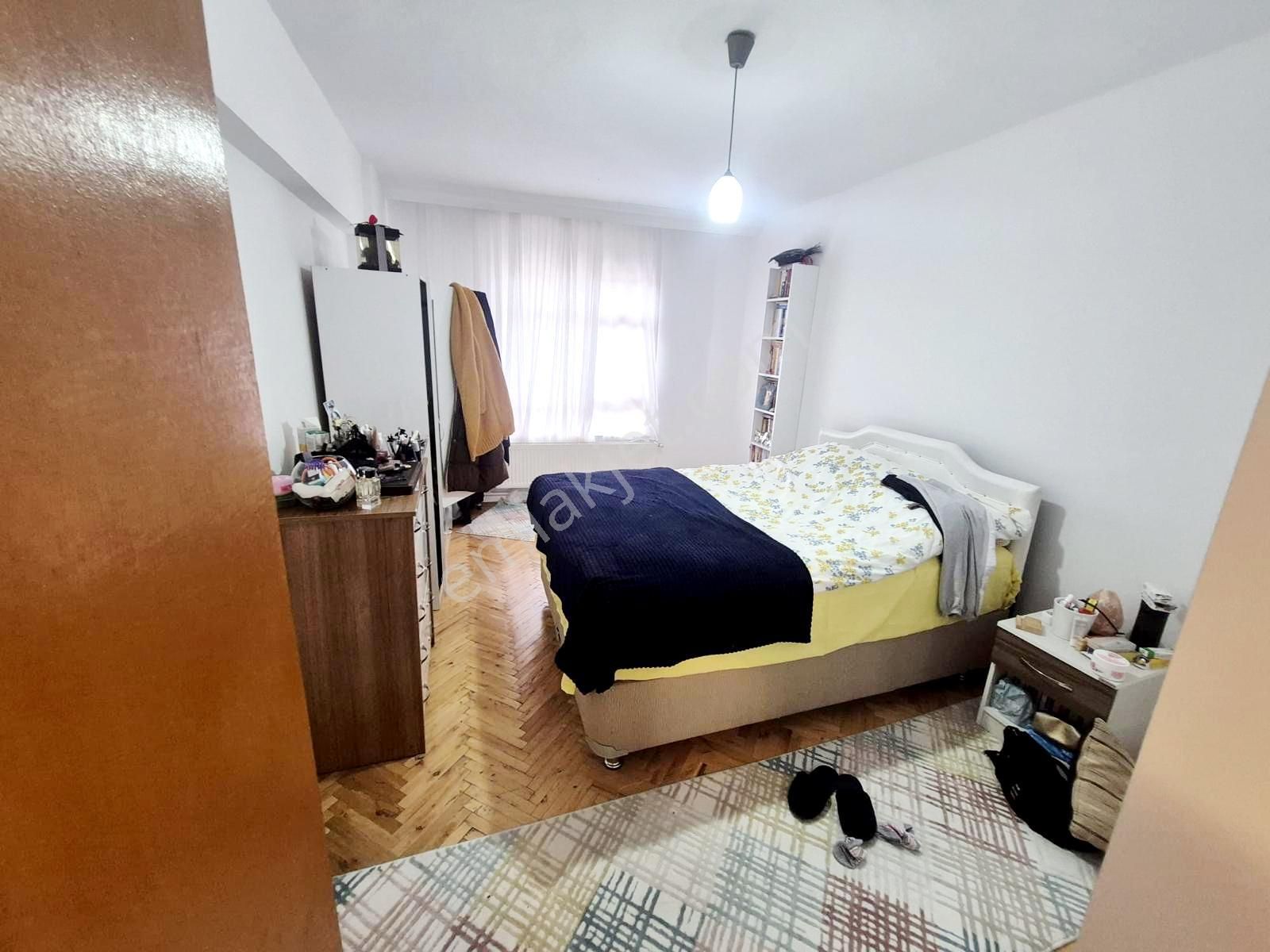 Uzman Emlak'dan Yunusemre Caddesi Yakını Orta Katta Bağımsız 3+1 Daire - Görsel 20