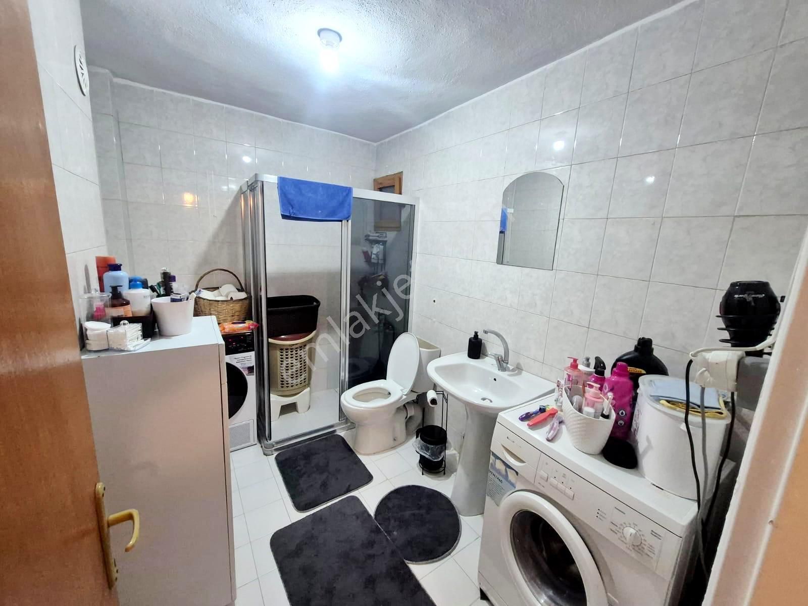 Uzman Emlak'dan Yunusemre Caddesi Yakını Orta Katta Bağımsız 3+1 Daire - Görsel 28