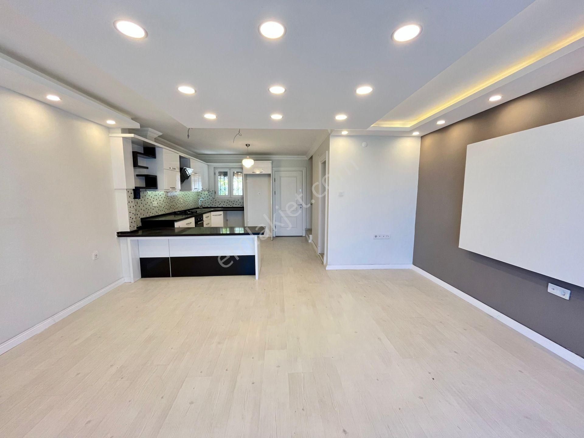 Sezgin Emlaktan Güre Çamlıbel’de Denize Sıfır, Müstakil Bahçeli, Cam Balkonlu Lüks Dubleks Villa! - Görsel 10