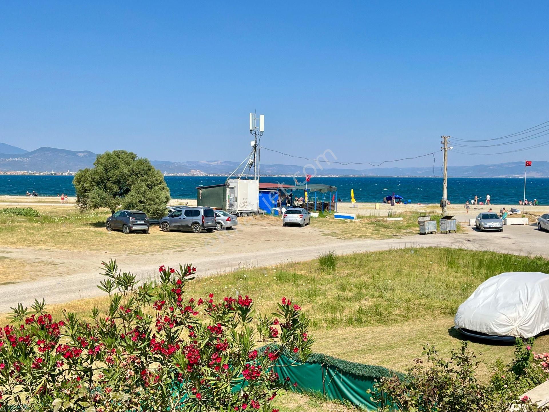 Sezgin Emlaktan Güre Çamlıbel’de Denize Sıfır, Müstakil Bahçeli, Cam Balkonlu Lüks Dubleks Villa! - Görsel 2