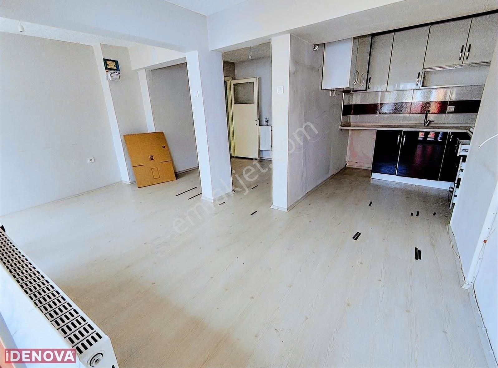 İdenova'dan Osmangazi Tophane'de Kiralık 2+1 Daire