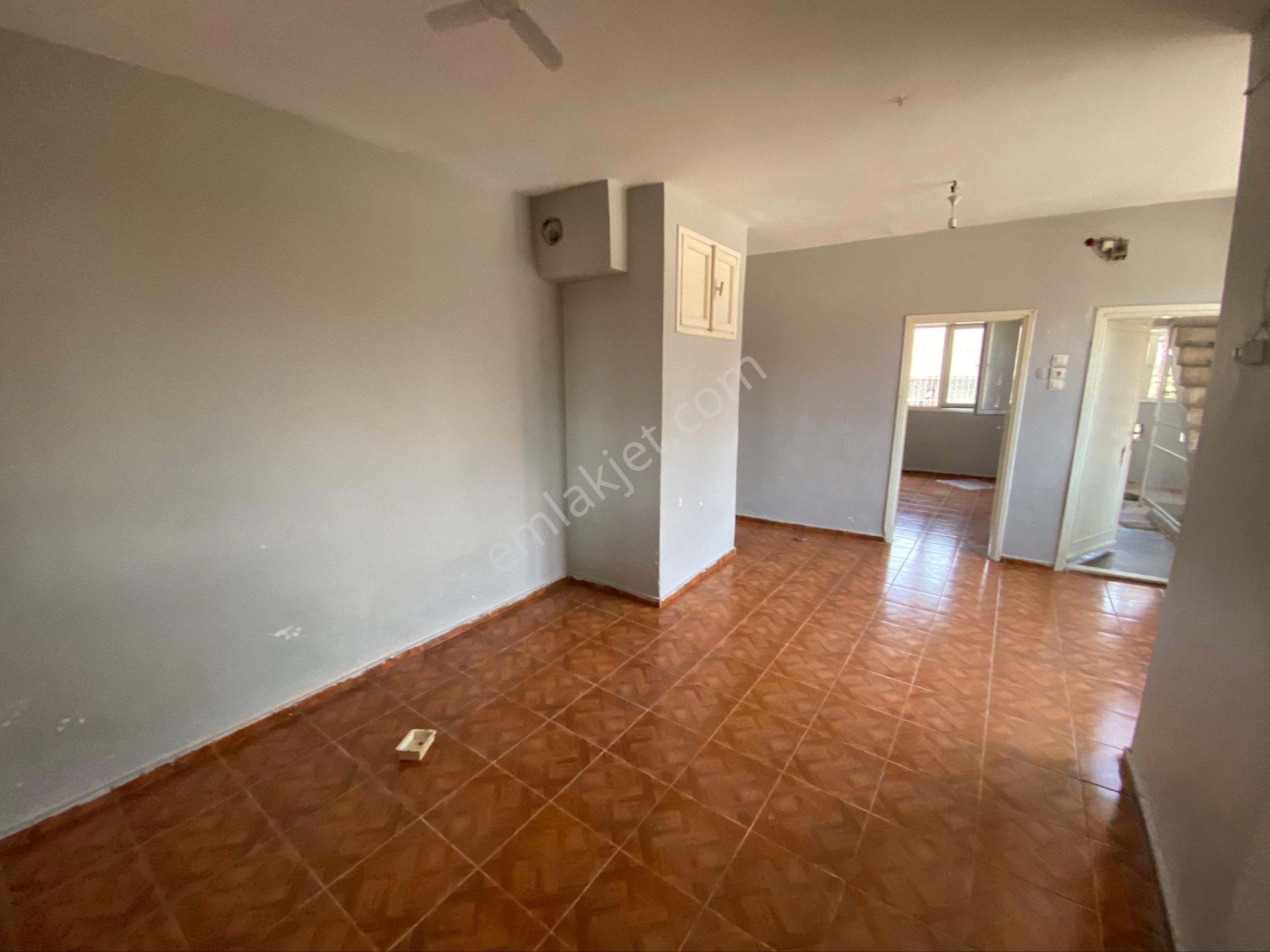 Acıbam Hastanesi Civarı 3 Katlı Satılık Müstakil Ev - Görsel 15