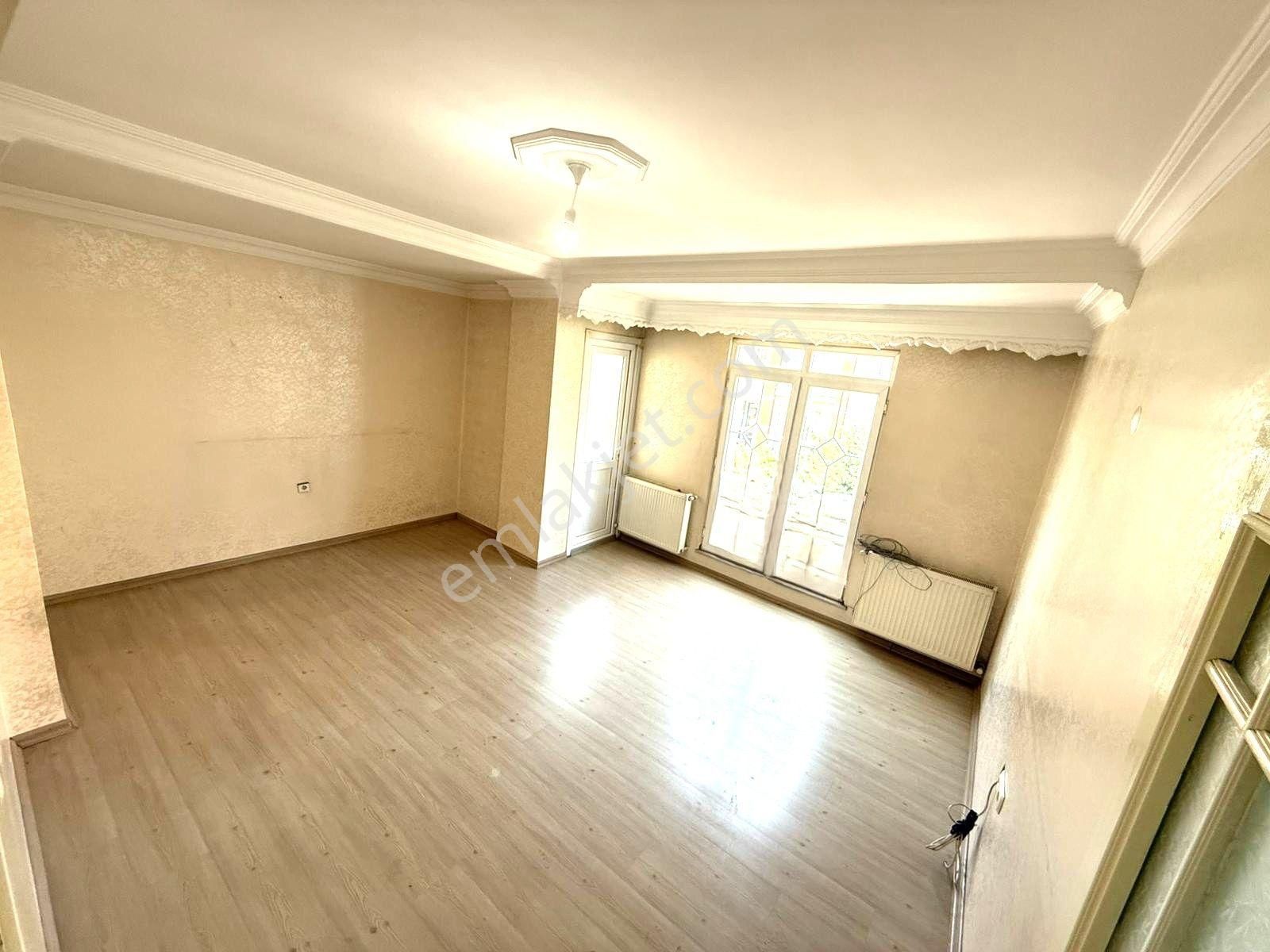 Home'dan İsmetpaşa Mahallesi 2+1 105m² Masrafsız Arakat Daire