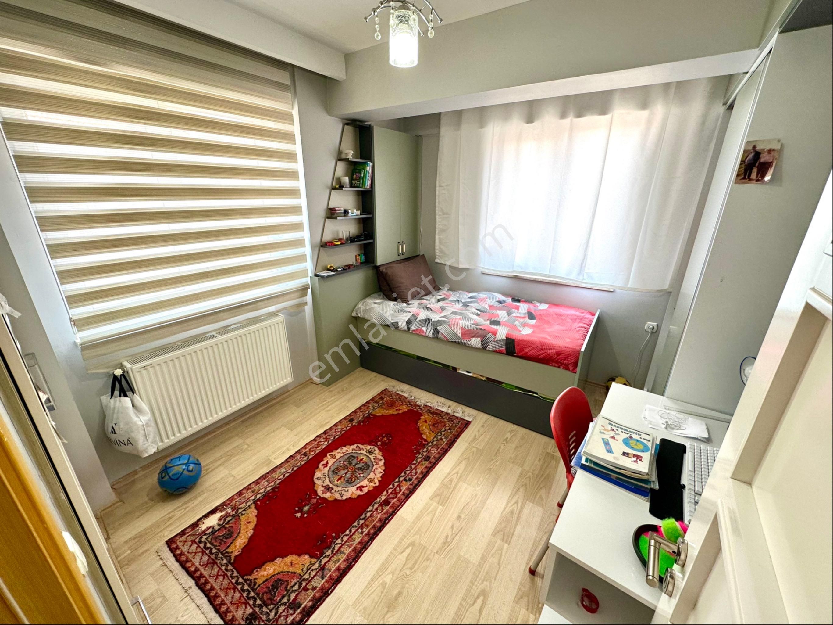 Akkonak Fatih Caddesinde 150 M2 3+1 Asansörlü Dubleks - Görsel 8