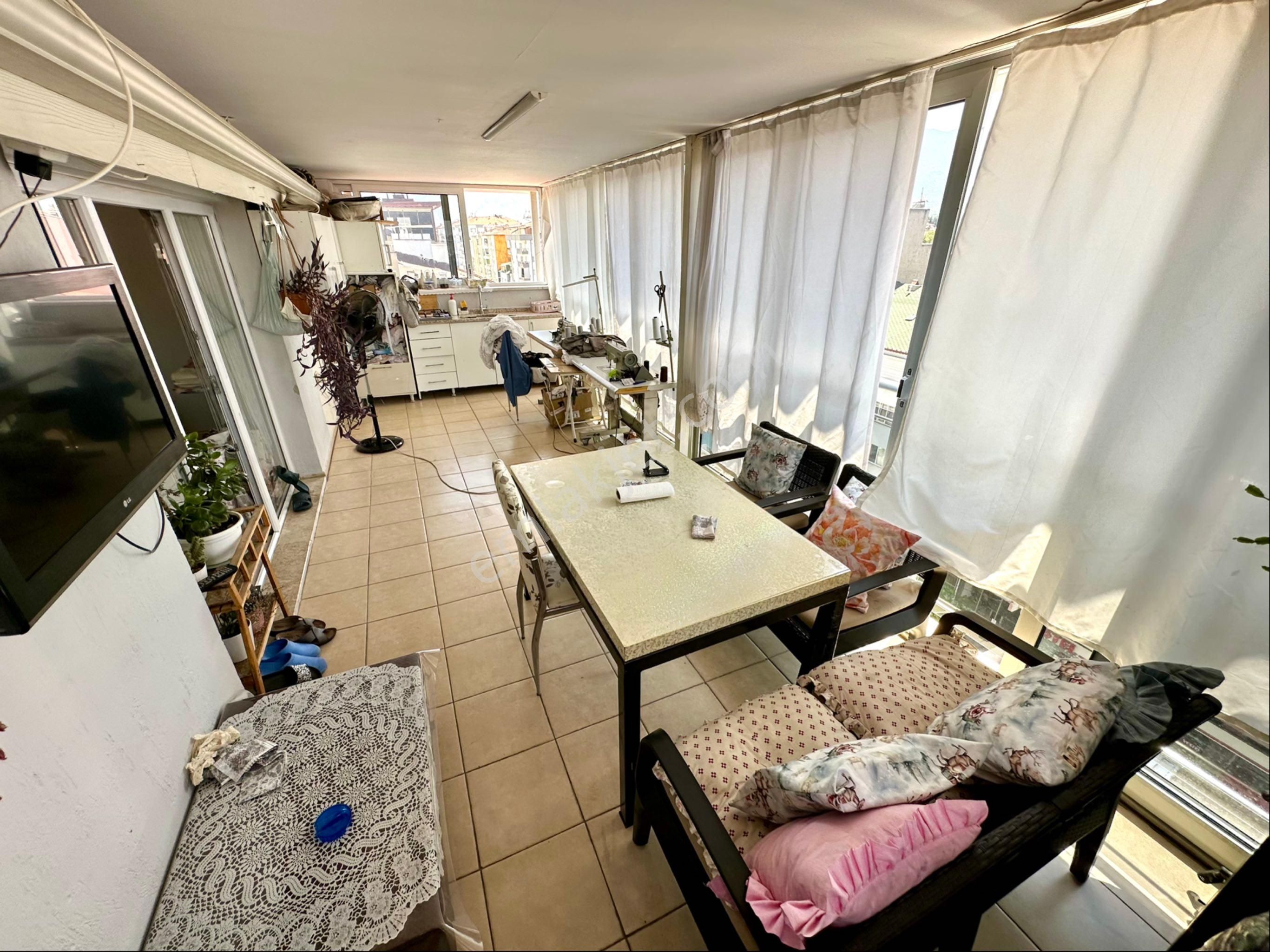 Akkonak Fatih Caddesinde 150 M2 3+1 Asansörlü Dubleks - Görsel 22