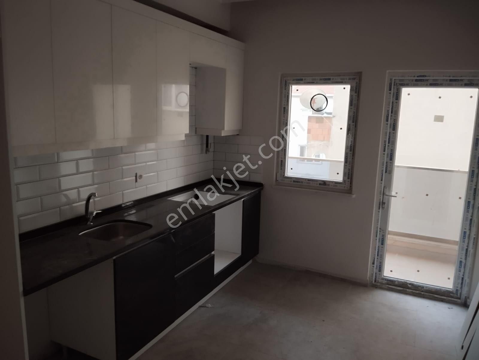 Tekirdağ, Süleymanpaşa, Çınarlı Mh.2+1,arakat,sıfır,uygun,daire.