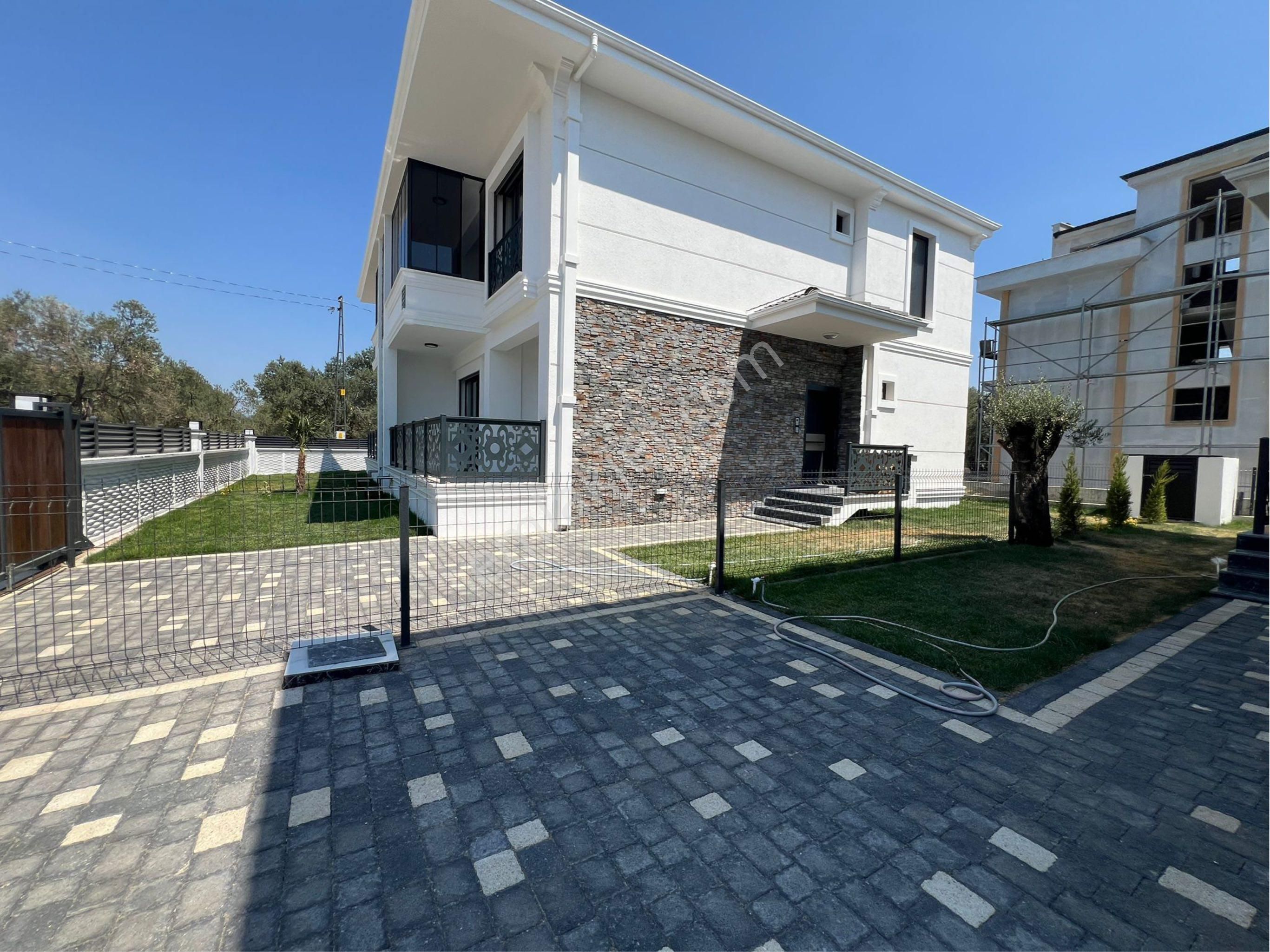 🩷cemre Emlaktan Güre Bölgesinde Denize 400m Mesafede Satılık Sıfır 4+1 Villa🩷 - Görsel 3