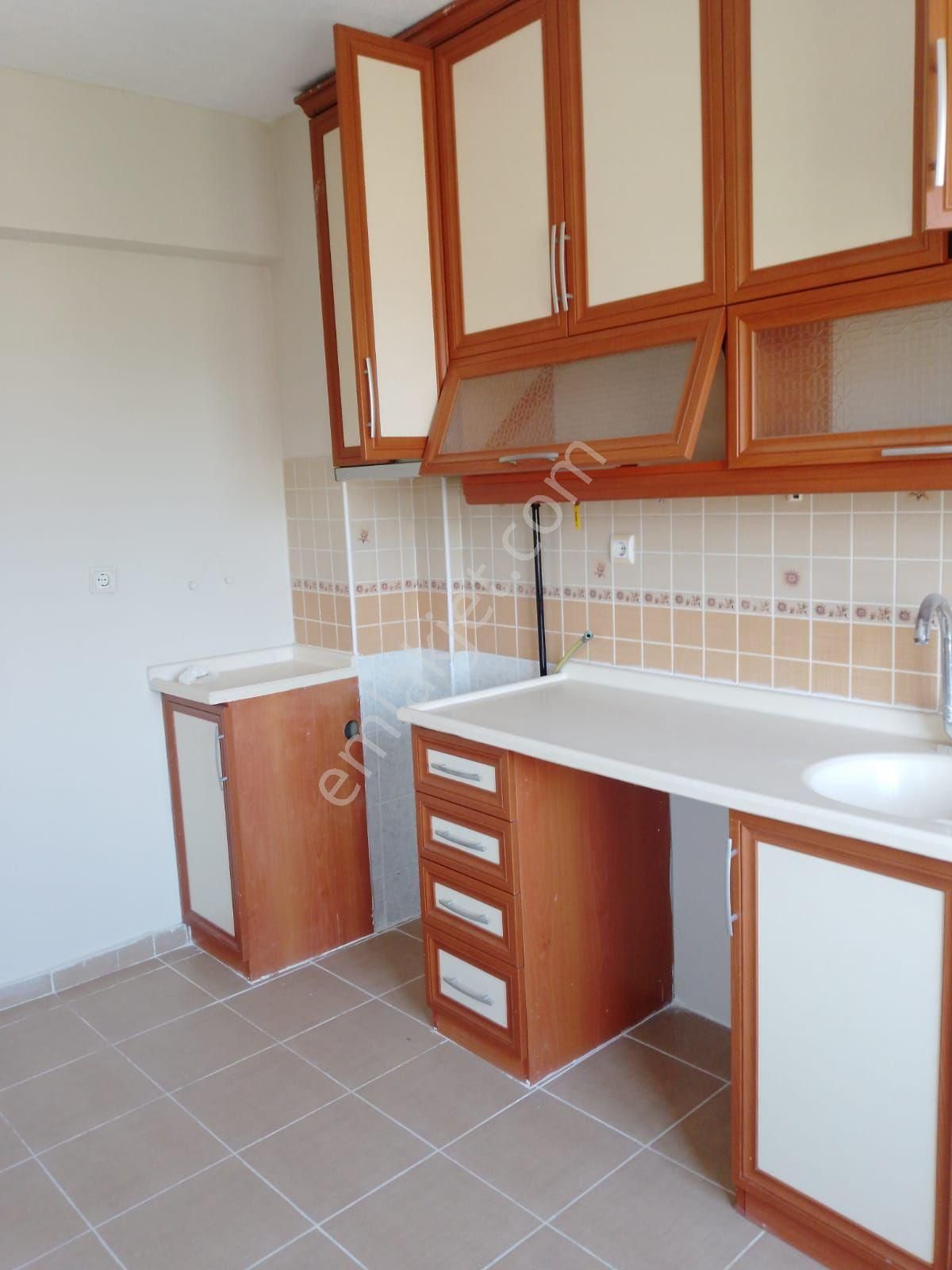 Pınarkentte 3+1 Masrafsız Depozitosuz 140m² Kiralık Daireler