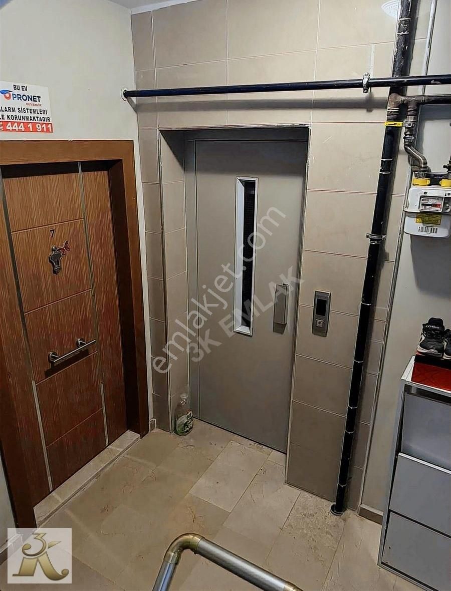 3k Emlak'tan Satılık 9 Yıllık Asansörlü Dubleks Daire