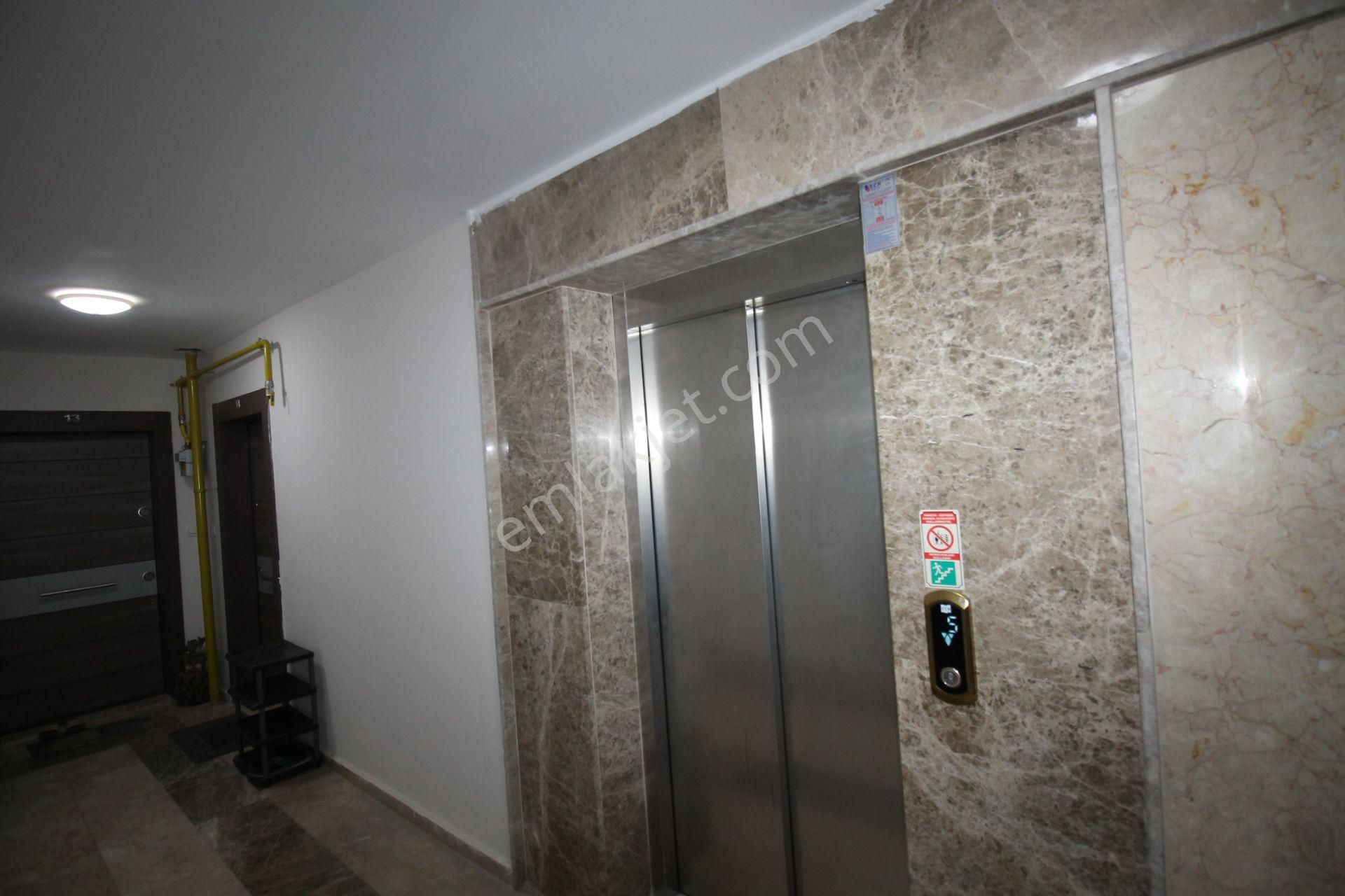 Retro’dan Tece’de Site İçi Fiziki Güvenlikli Lüks Eşyalı Kiralık 1+1 - Görsel 12