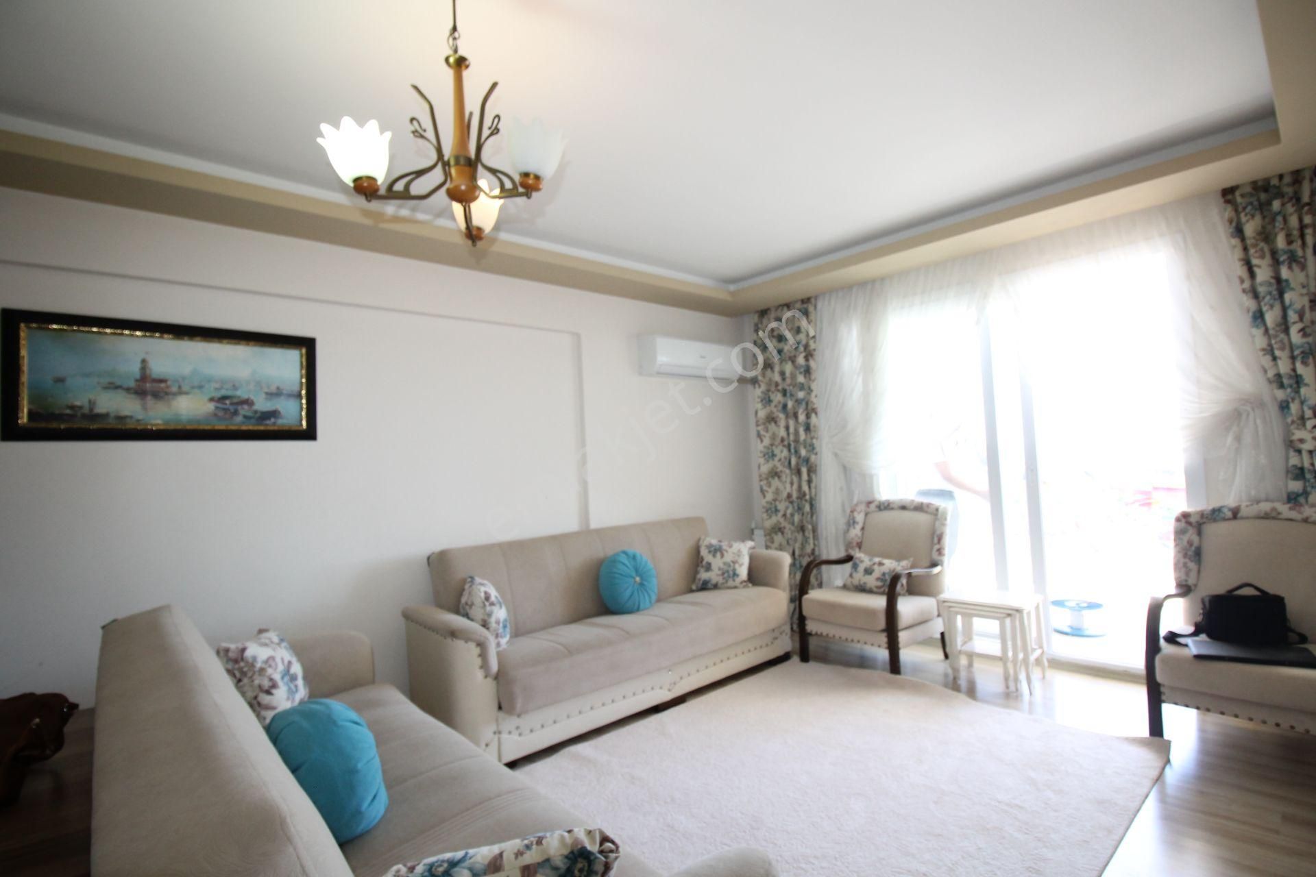 Retro’dan Tece’de Site İçi Fiziki Güvenlikli Lüks Eşyalı Kiralık 1+1 - Görsel 3