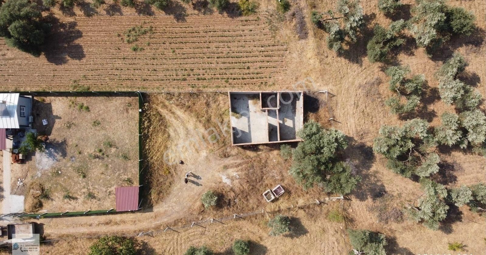 Geleceğe Açılan Kapı: 480 M² Bahçe Ve 50 M2 Ev Fırsatı