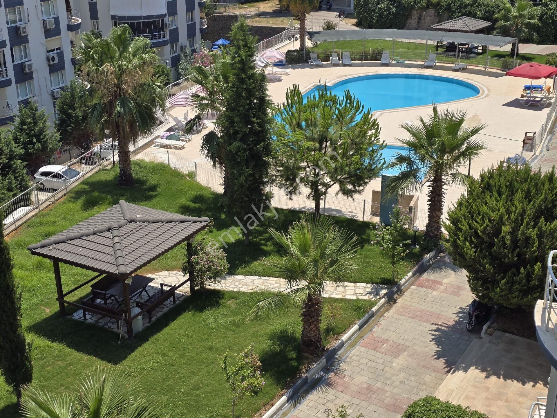 Satılık Arakat 3+1 Manzaralı Geniş Ferah Daire