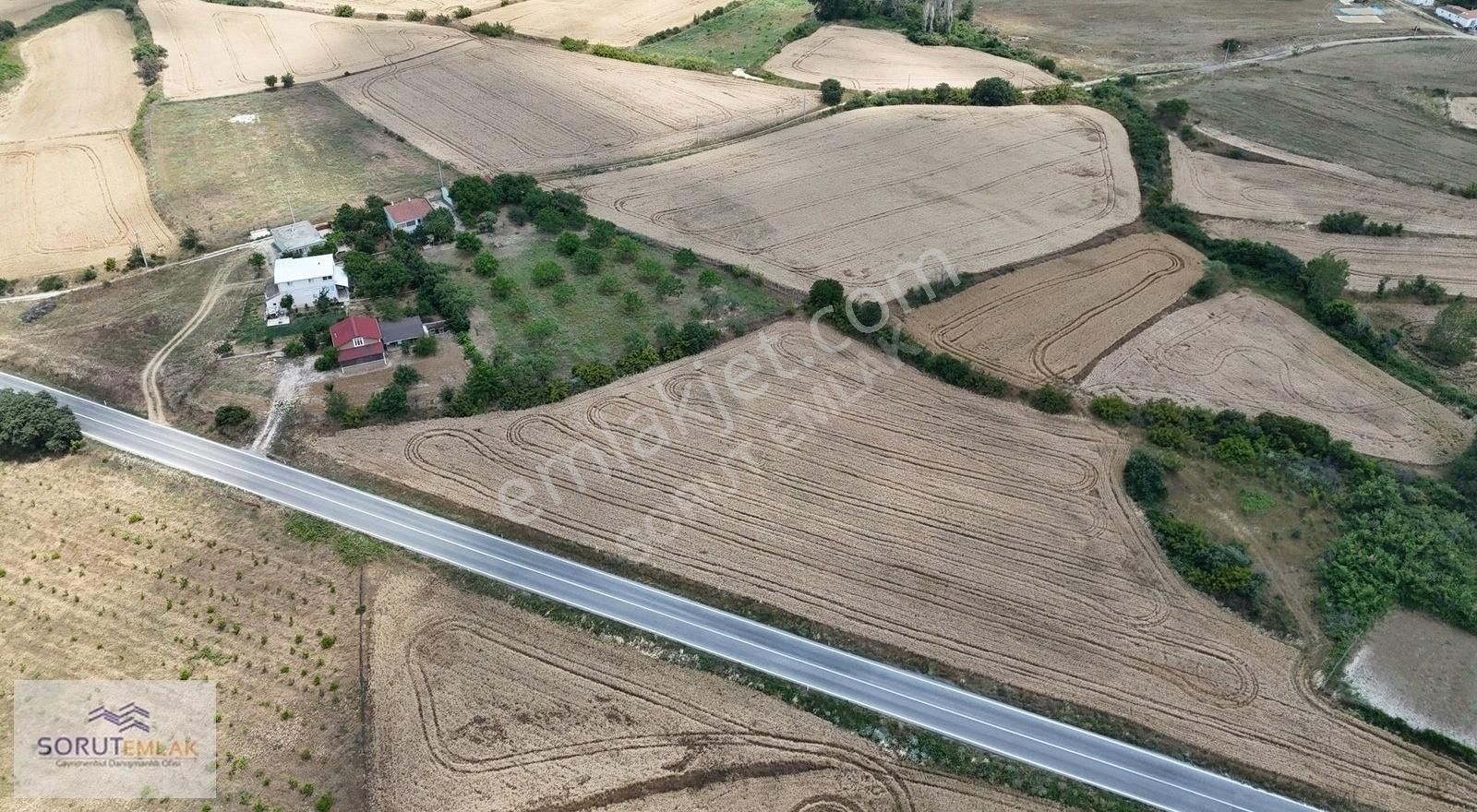 Çeltik Köy'ü Ana Yol Üzerinde 1.146 M2 Satılık İmarlı Arsa