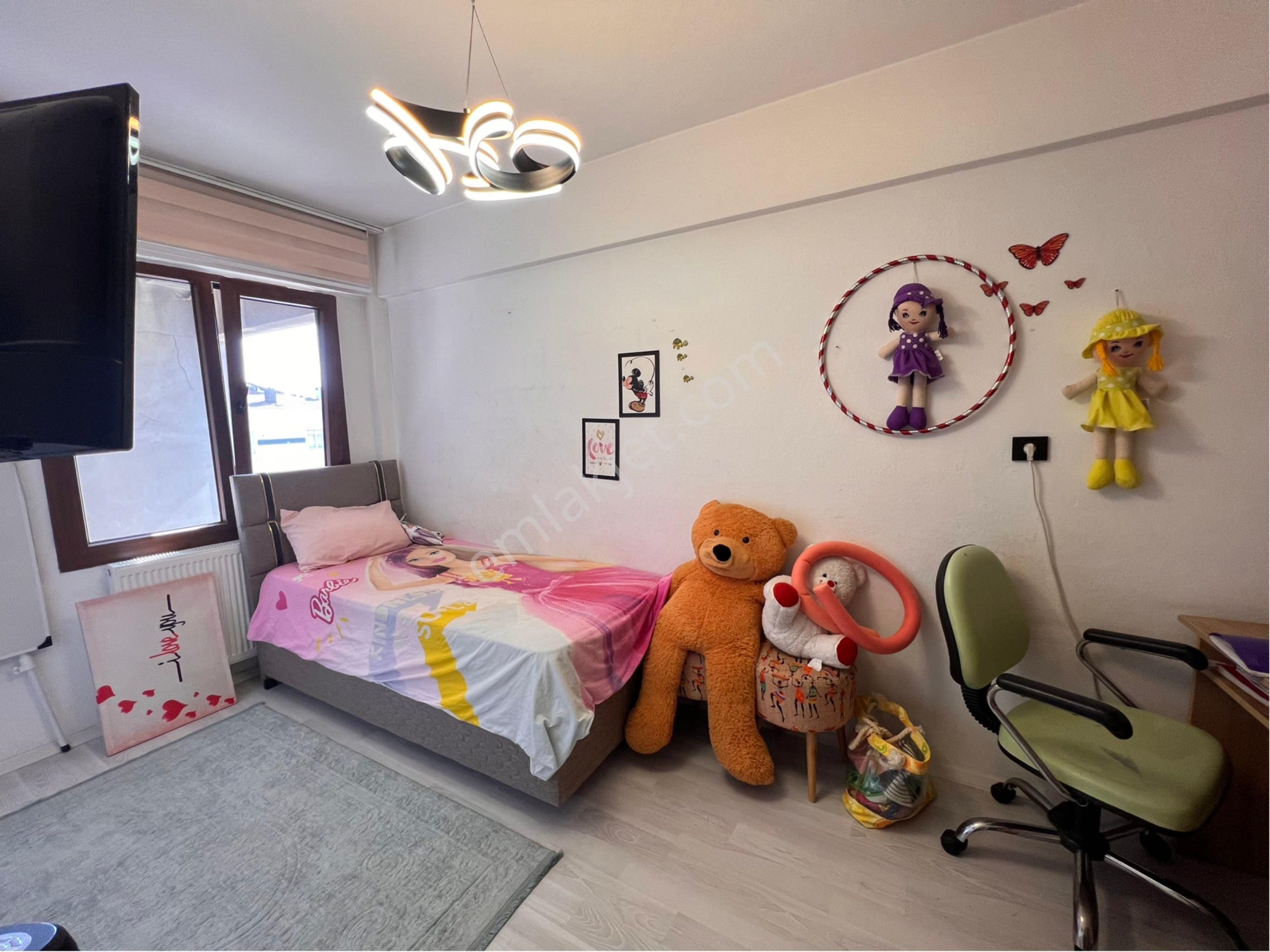 Şirinyerin Göbeğinde 2+1 105m2 Dgazlı Bakımlı Satılık Daire - Görsel 21