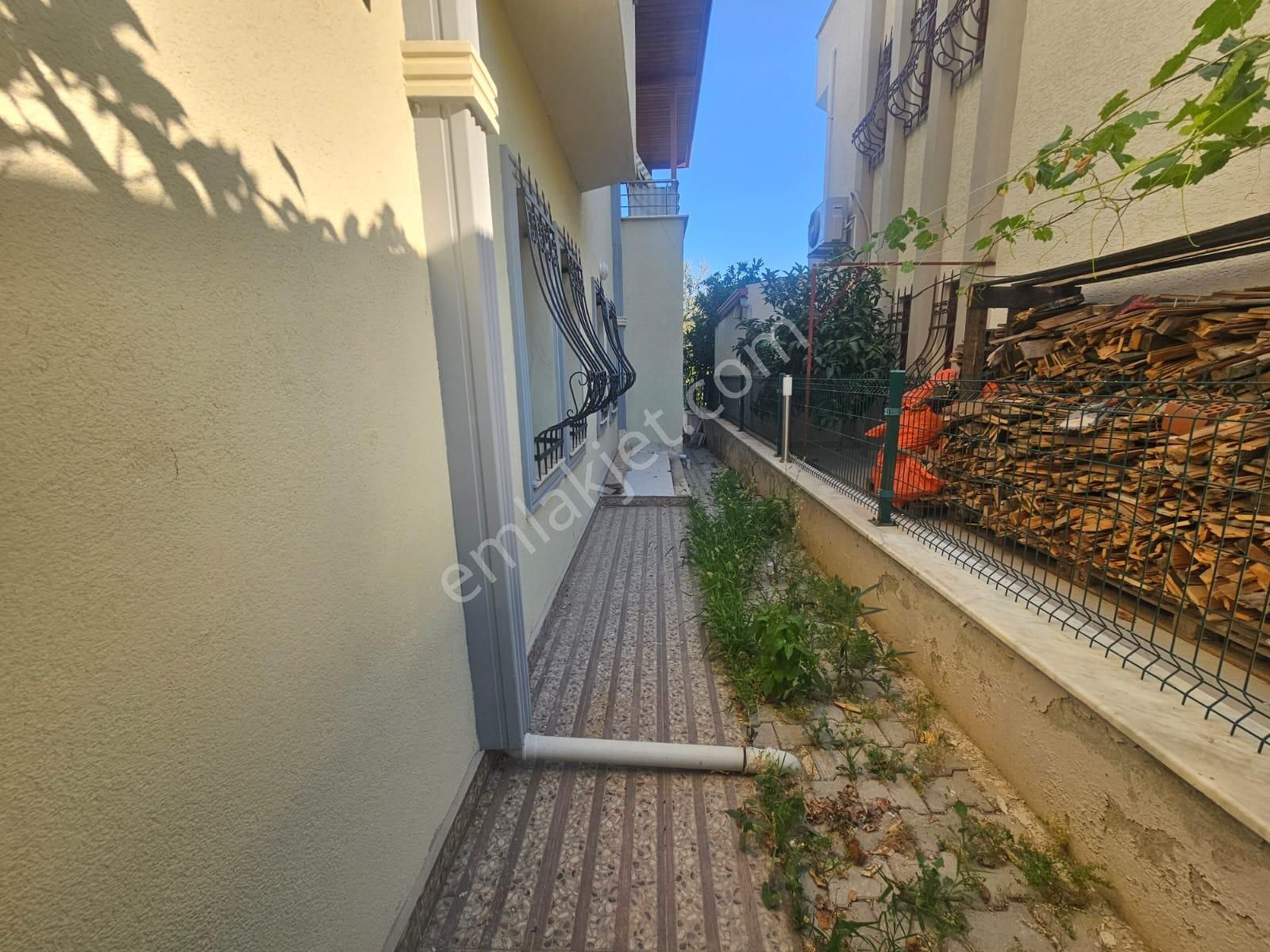 Edremit Altınoluk'ta 575 M2 Arsa İçerisi Satılık Müstakil Villa! - Görsel 19