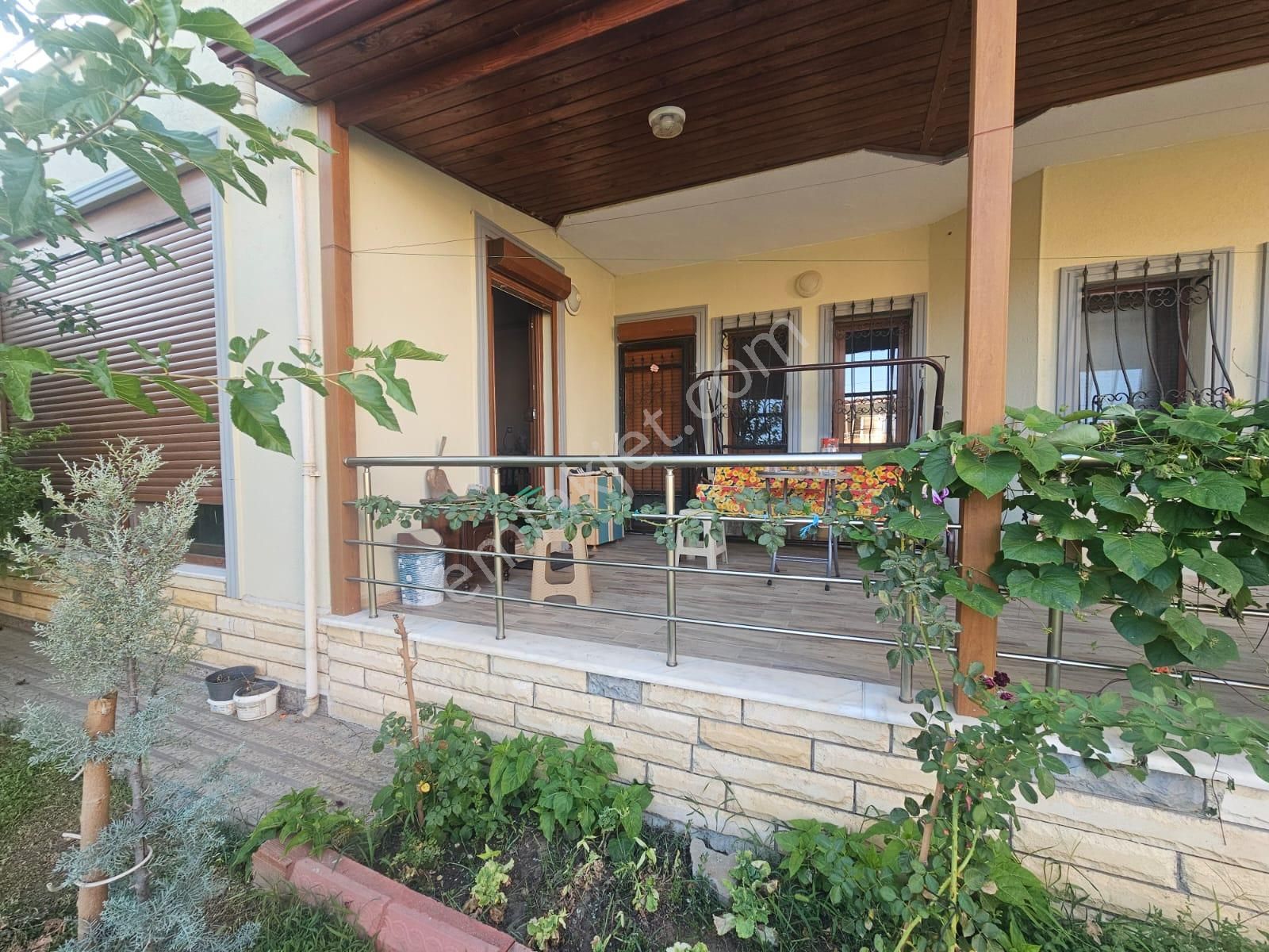 Edremit Altınoluk'ta 575 M2 Arsa İçerisi Satılık Müstakil Villa! - Görsel 24