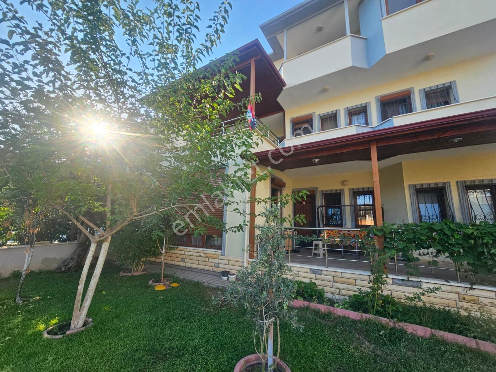 Edremit Altınoluk'ta 575 M2 Arsa İçerisi Satılık Müstakil Villa! - Görsel 2