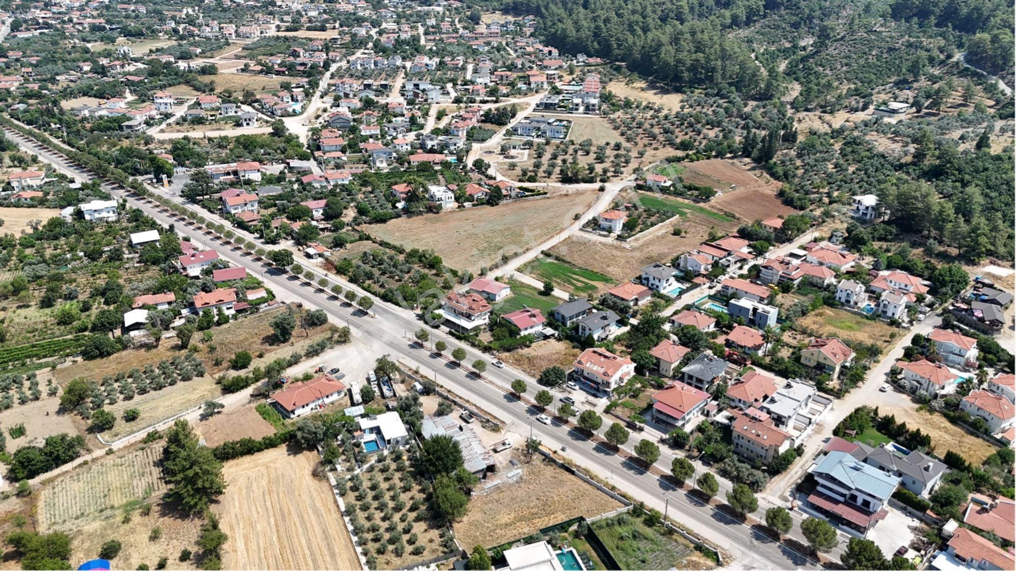 Fethiye Yeşilüzümlü'de Satılık Yatırımlık Arsa - Görsel 4