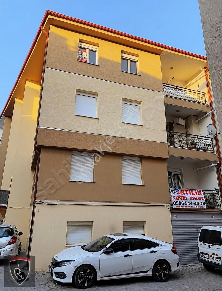 Özel Ümit Hastanesi Yakını Geniş Daire
