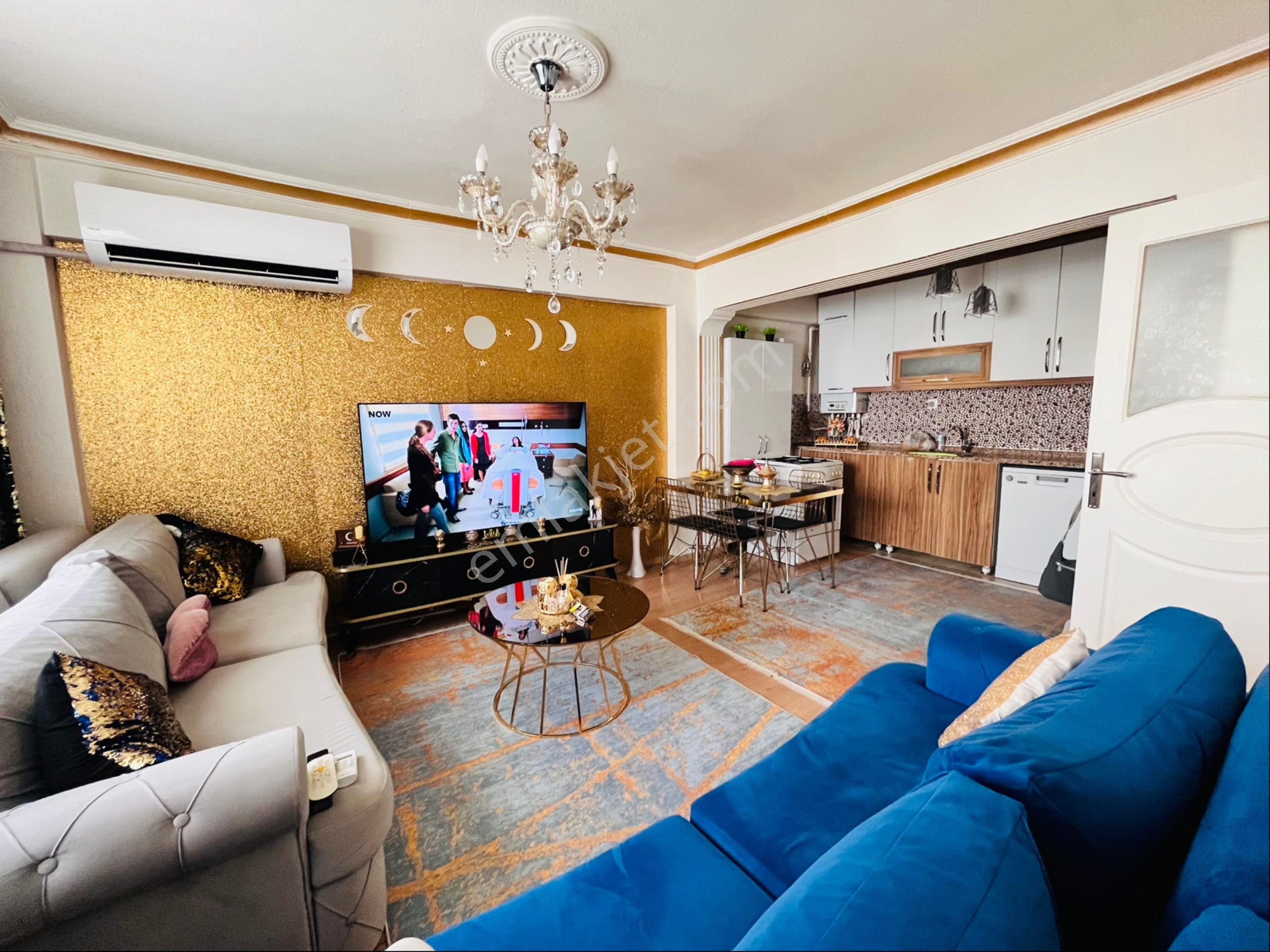 Alaybey’de Bayraklı Camii Yanı 2+1 Arakat Fırsat Daire