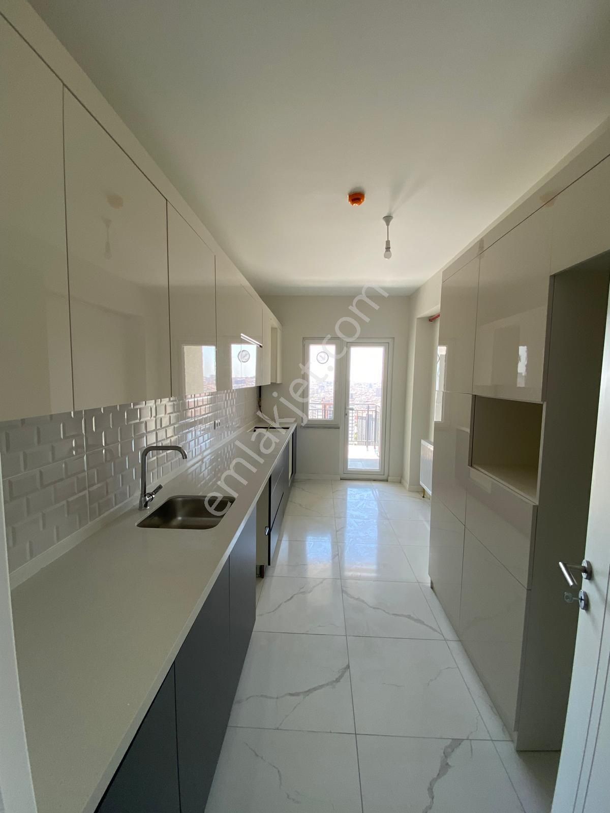 Golden Restate'den Emsalsiz 4+1 Ferah, Masrafsız, Ulaşımı Kolay - Görsel 3