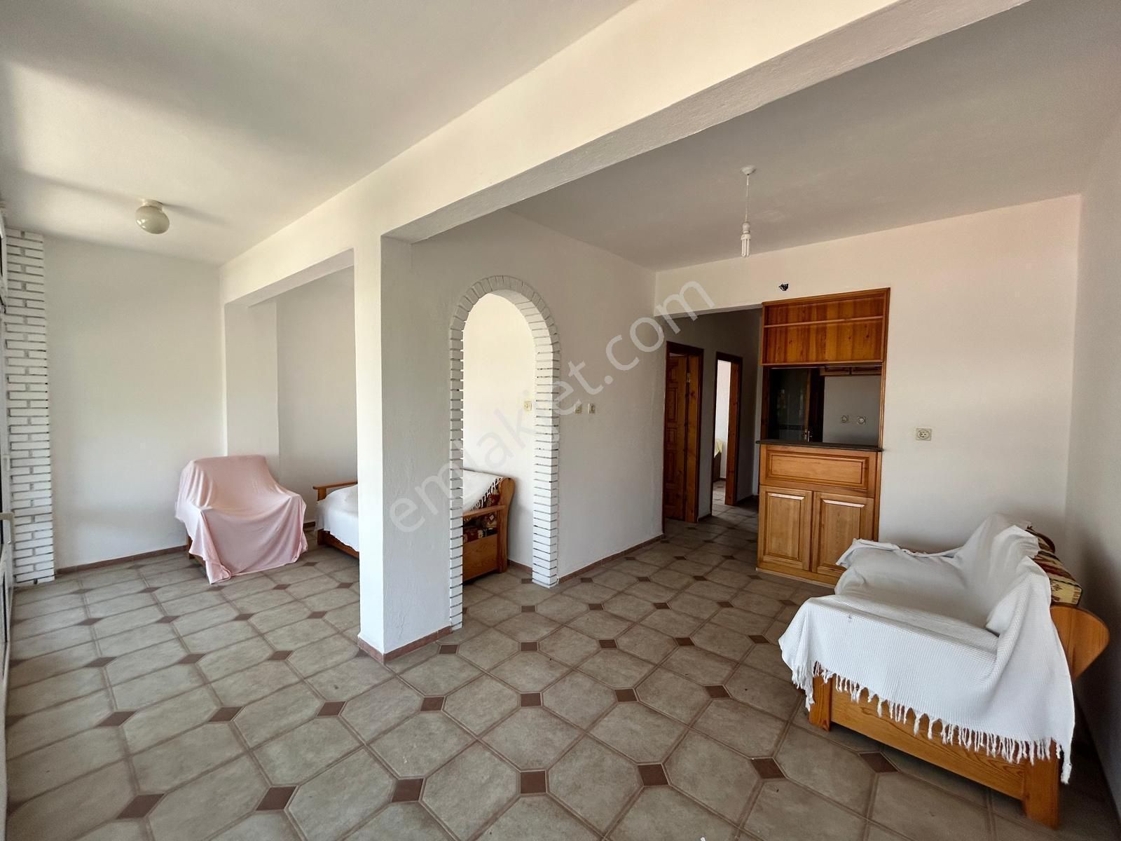 Su Emlak'tan Avşa'da Satılık Fırsat Komple Bina - Görsel 2