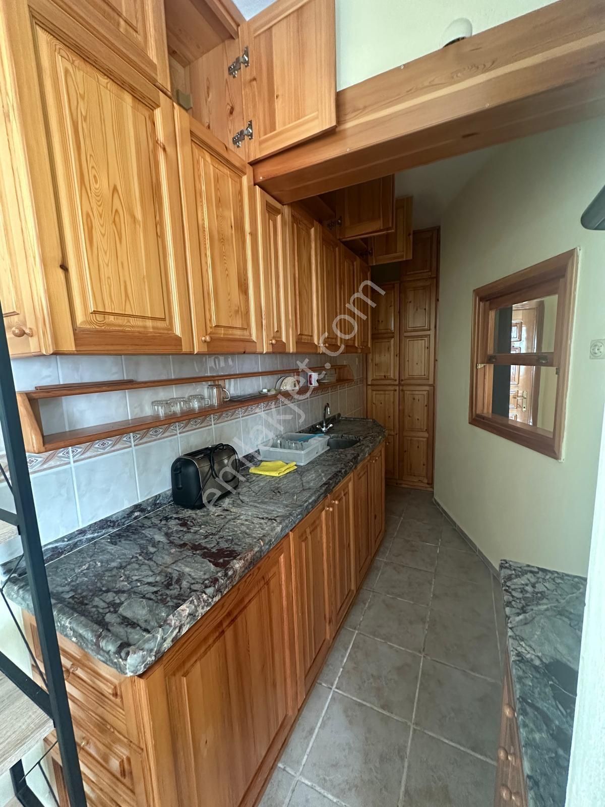 Su Emlak'tan Avşa'da Satılık Fırsat Komple Bina - Görsel 10