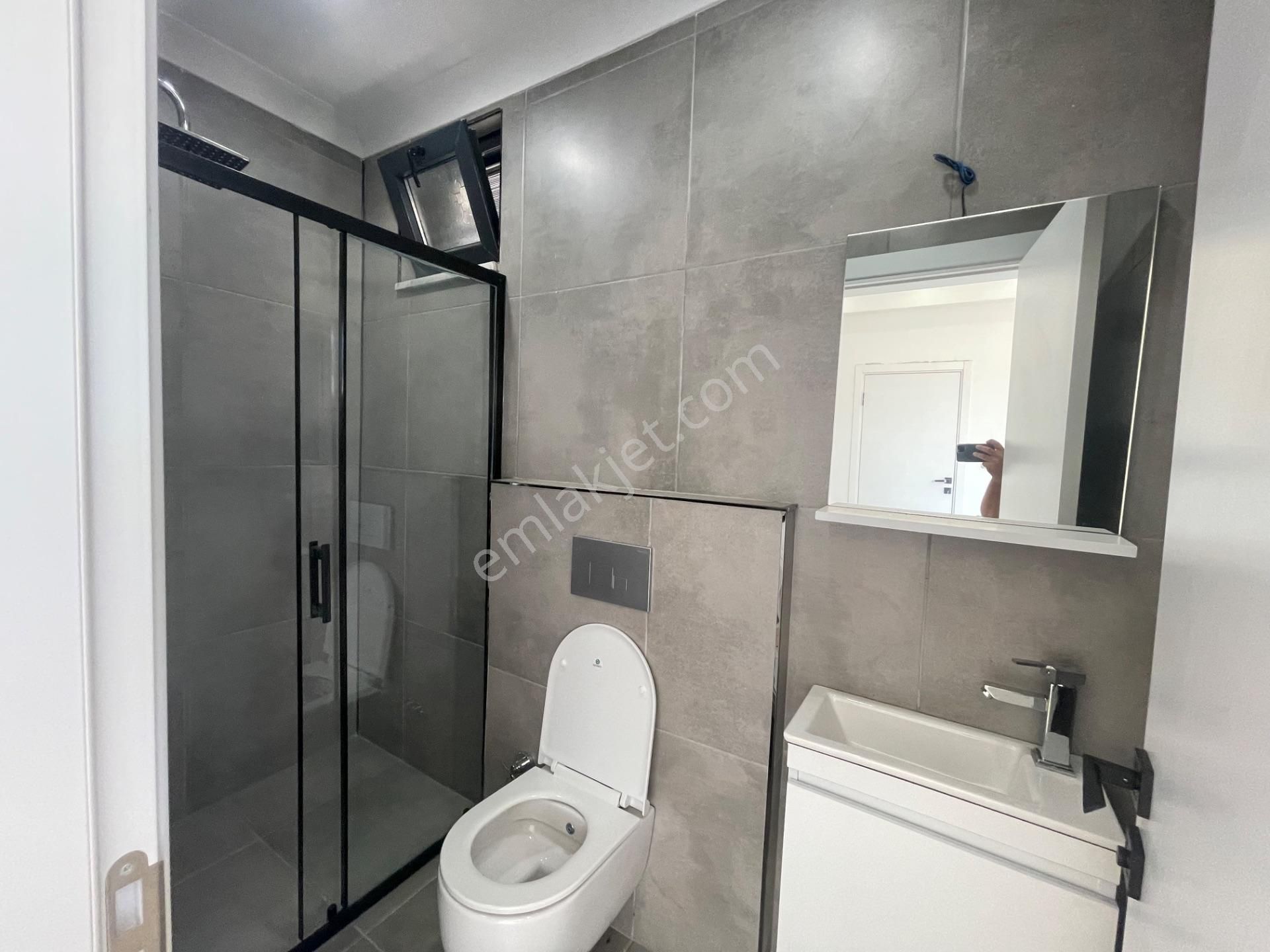 Lüks Yaşamın Yeni Tanımı: Solar Panel, Isıtmalı Havuz 3+1 Villa - Görsel 23