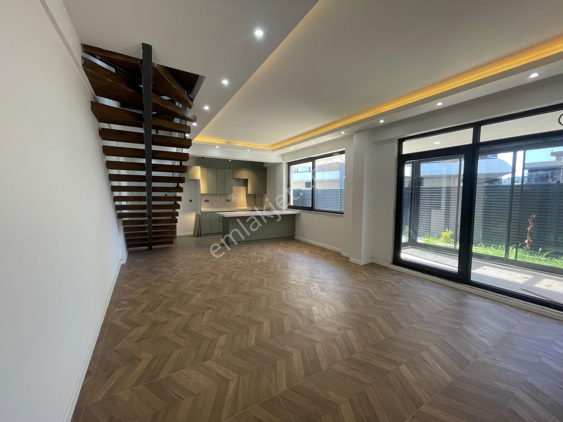 Lüks Yaşamın Yeni Tanımı: Solar Panel, Isıtmalı Havuz 3+1 Villa - Görsel 7