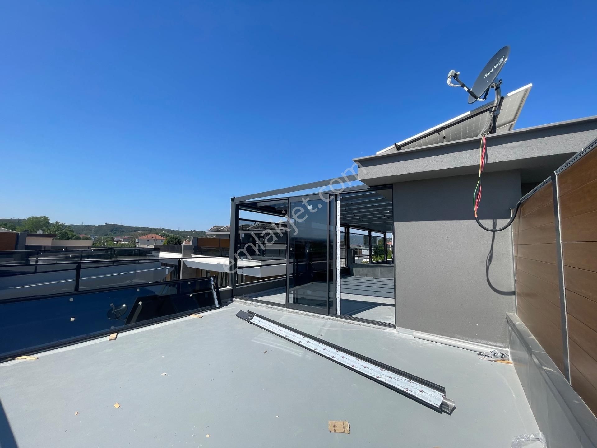 Lüks Yaşamın Yeni Tanımı: Solar Panel, Isıtmalı Havuz 3+1 Villa - Görsel 28