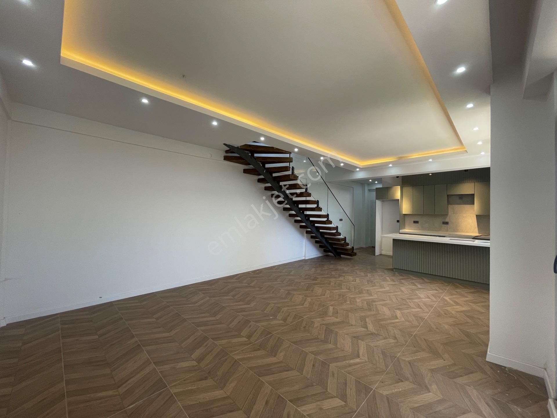 Lüks Yaşamın Yeni Tanımı: Solar Panel, Isıtmalı Havuz 3+1 Villa - Görsel 8