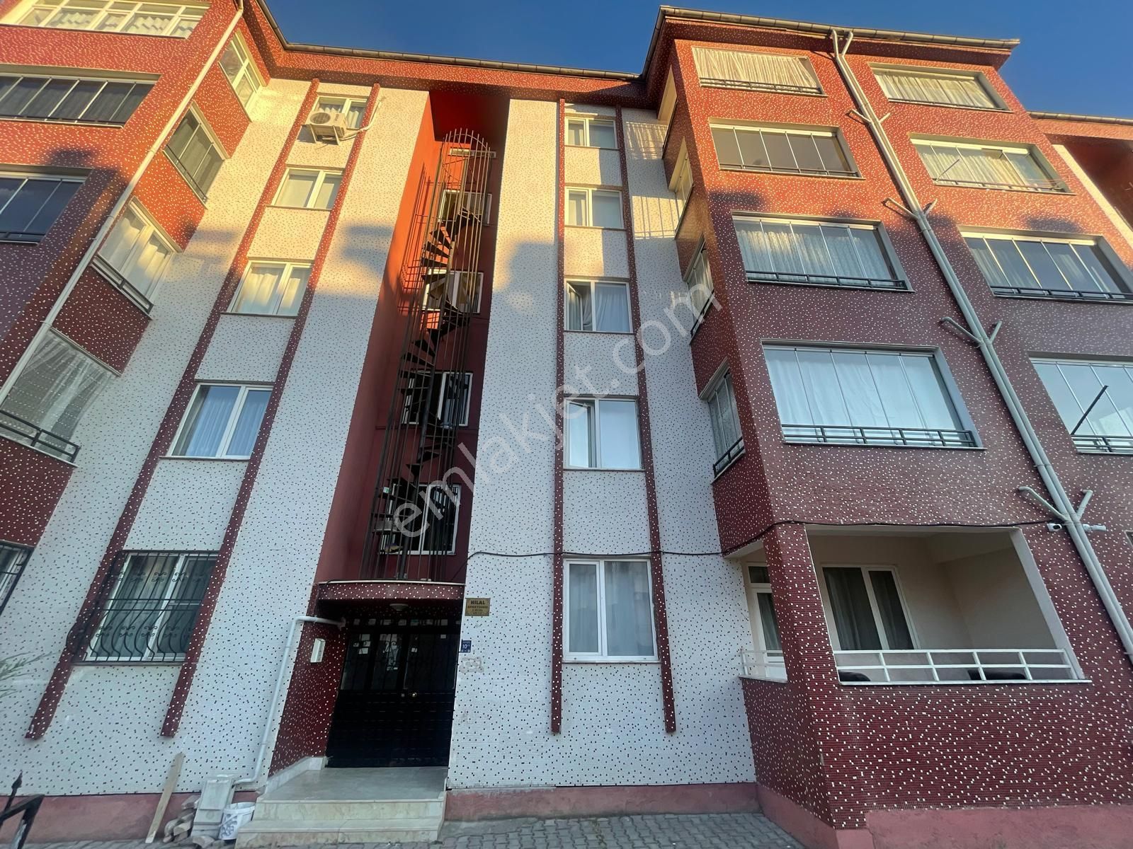 Mevsim Gayrimenkulden Doğukent Mahallesi Satılık 3+1 Lüks Daire