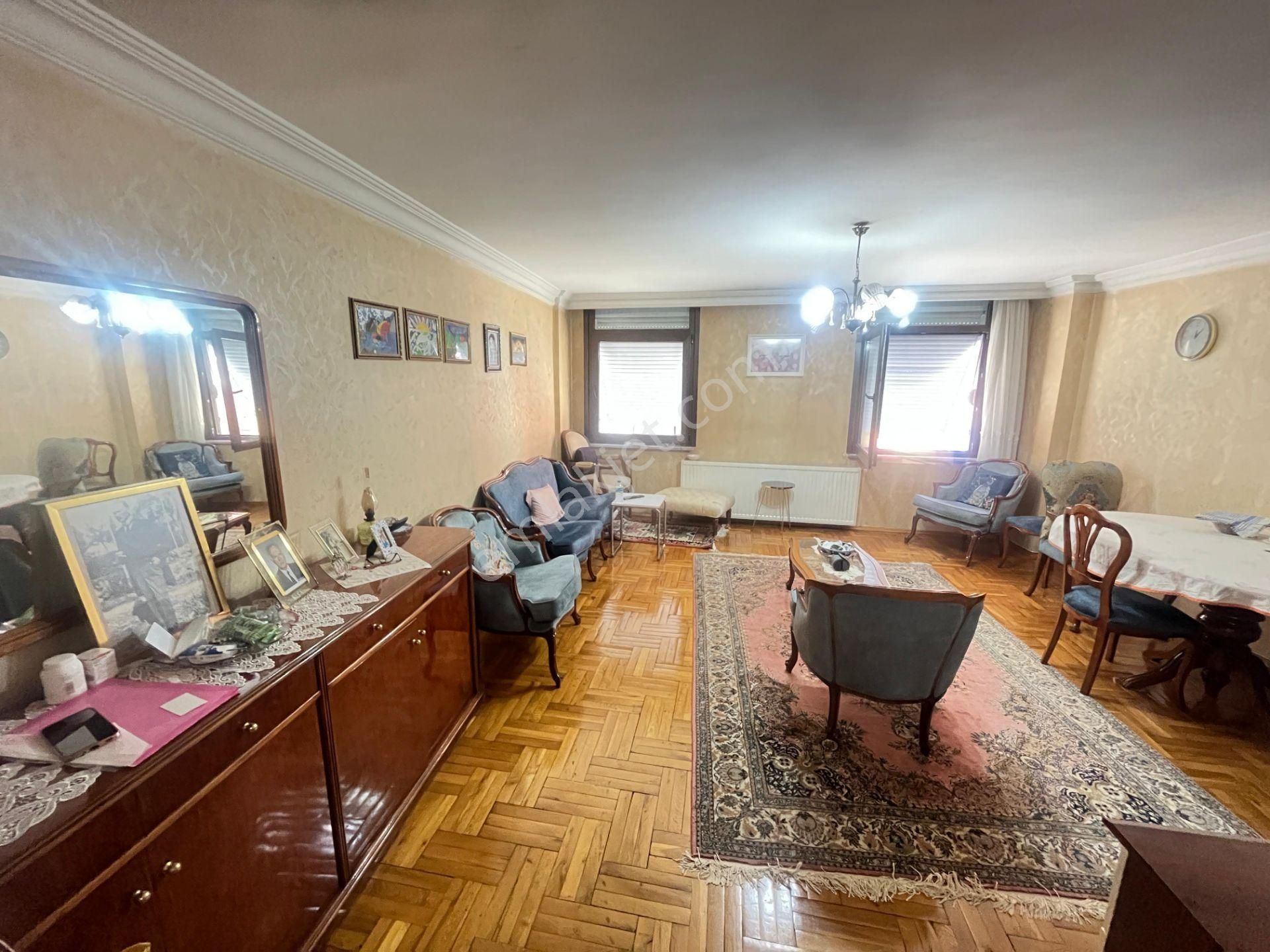 Üsküdar Mimar Sinanda Marmaraya 5-6 Dakika Asansörlü Ara Kat - Görsel 2