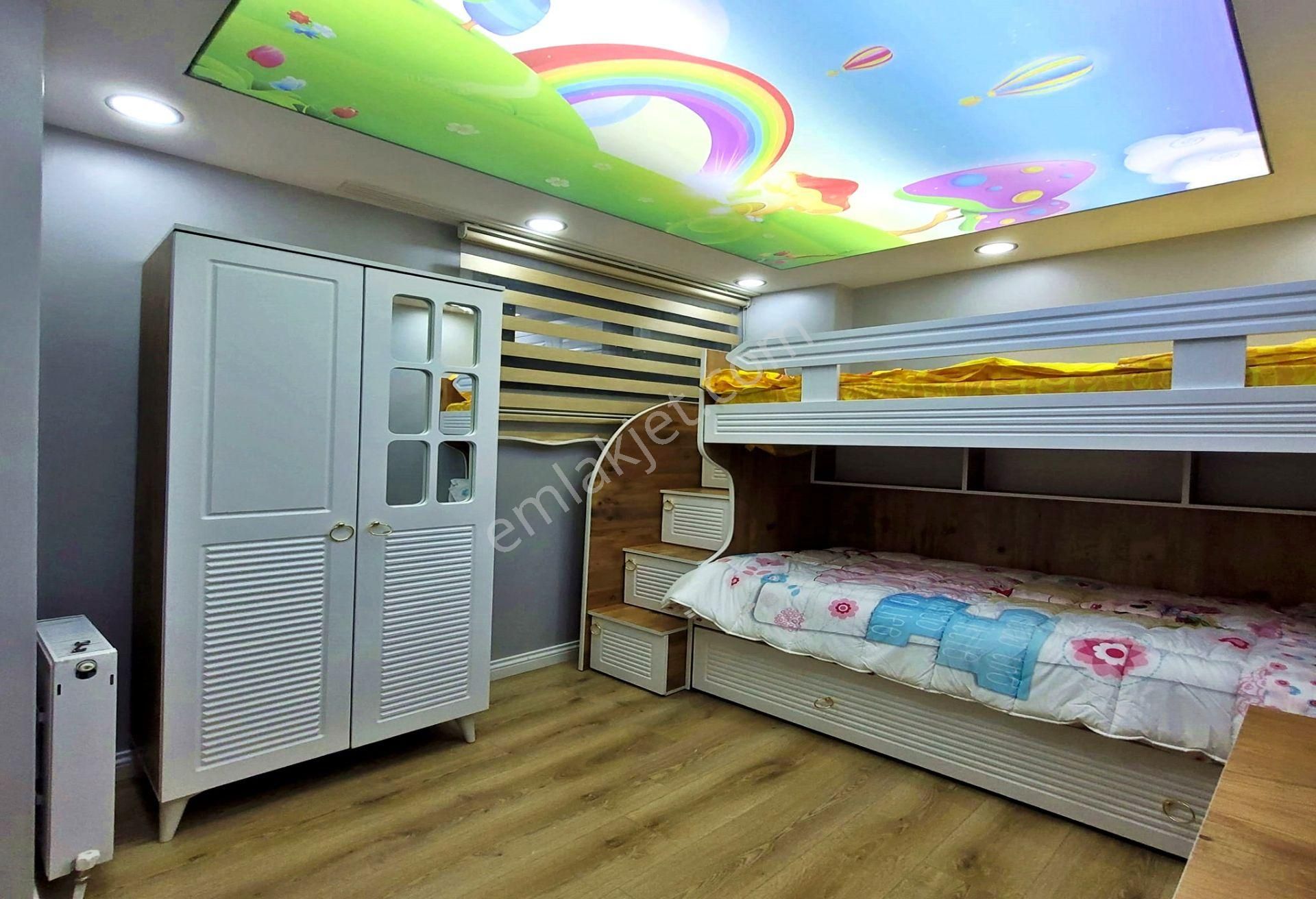 Esenyurt Ardıclı Mahallesinde Satılık 2+1 Ara Kat Daire