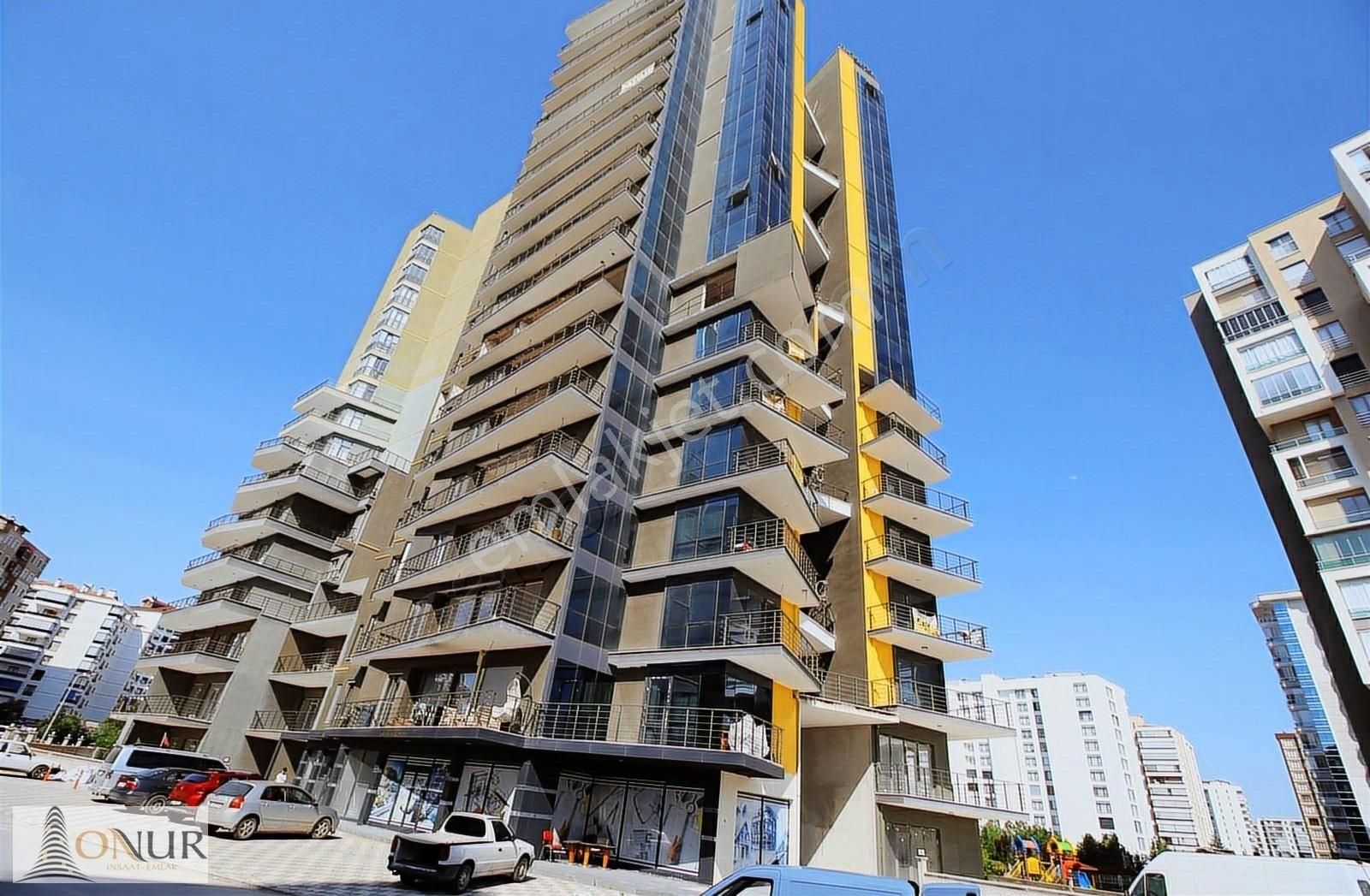 Onur Emlak Kılınçaslan Mah. Site İçi Kapalı Otopark 2+1 Ara Kat