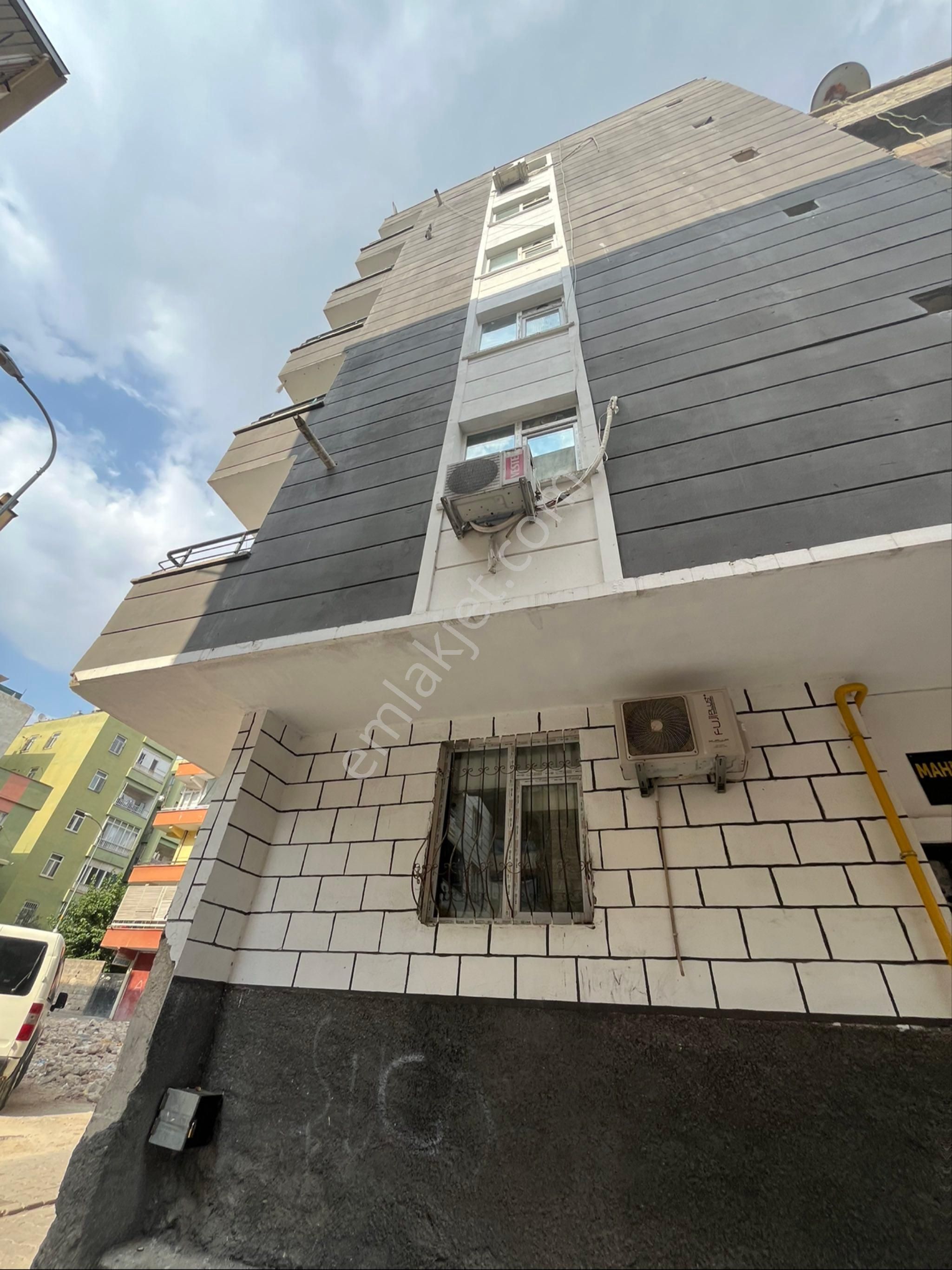 Şehir Merkezinde Eşyalı 1+1