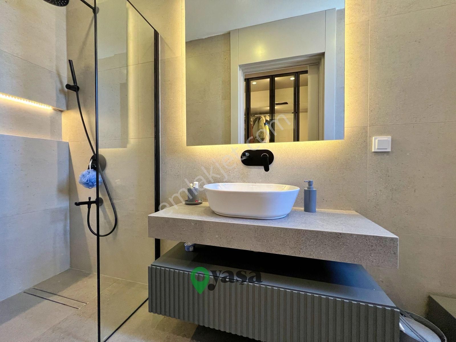 Yaşa Gyd - Özel Tasarım Ultra Lüks Eşyalı Satılık Tripleks Villa - Görsel 12